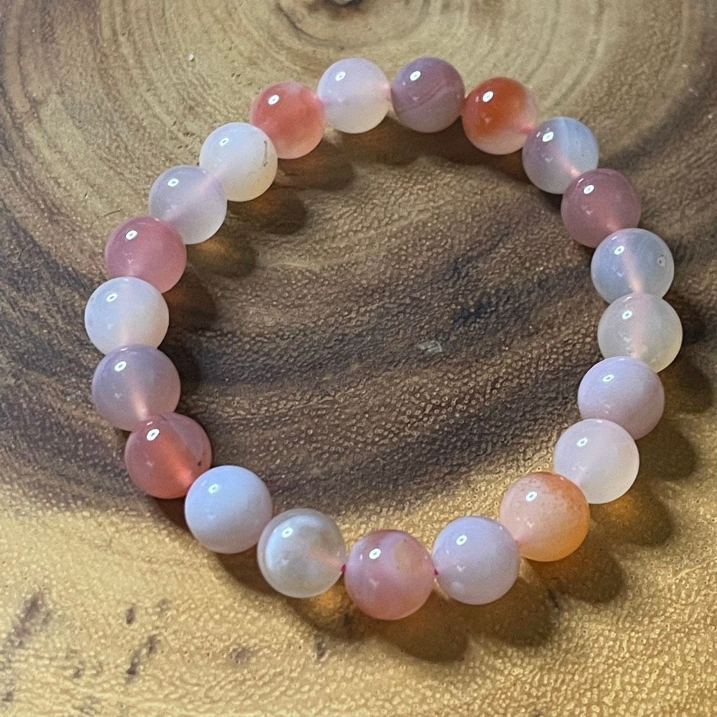 Other Yuan yuan Agate bracelet striped layers light rainbow colors stretch 10mm 7.5” natural crystal Size ONE SIZE - 9 Thumbnail