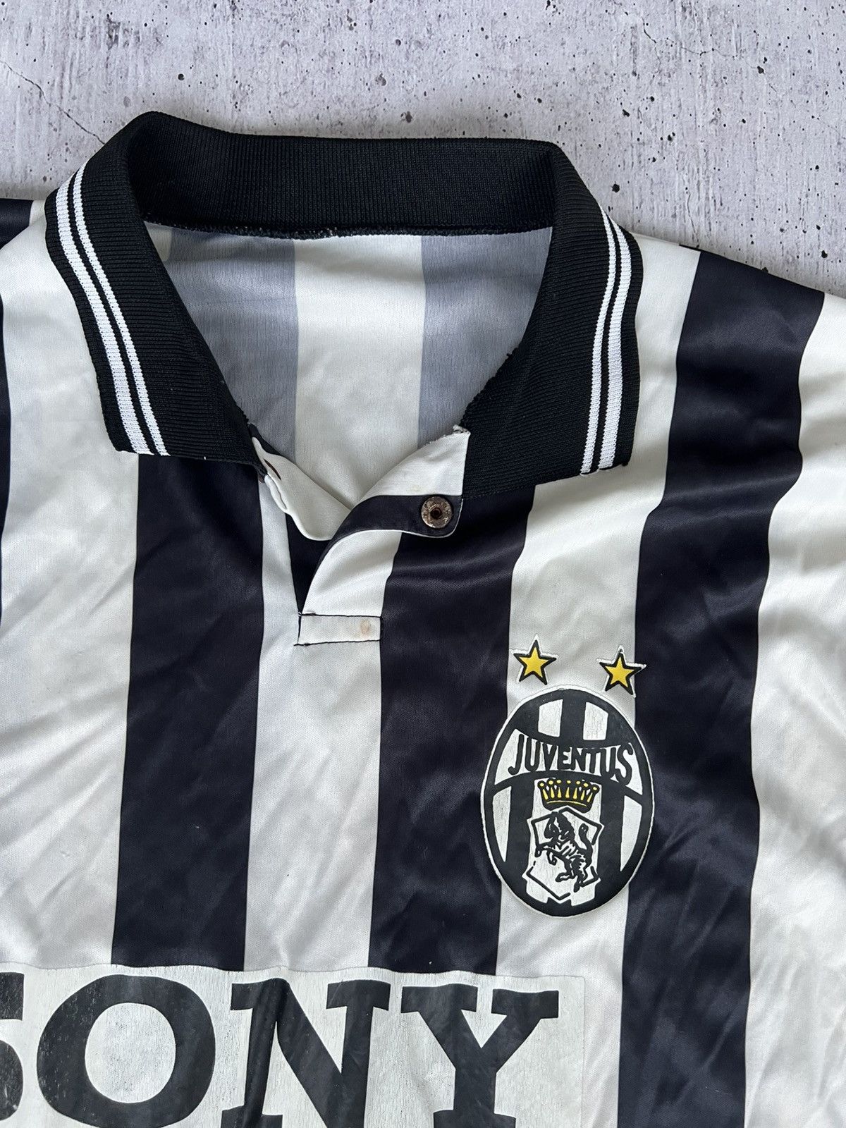 Vintage Juventus 90s Retro Soccer Jersey Sony Size US XL / EU 56 / 4 - 6 Thumbnail