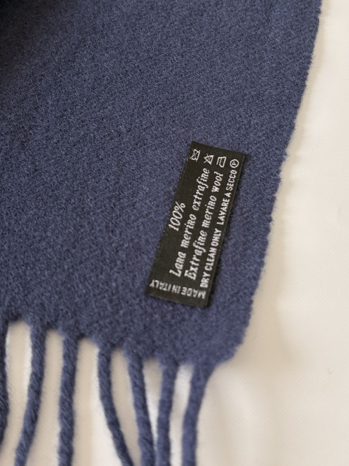 Moschino MOSCHINO UNISEX 100% MERINO WOOL BLUE SCARF MADE IN ITALY Size ONE SIZE - 5 Thumbnail