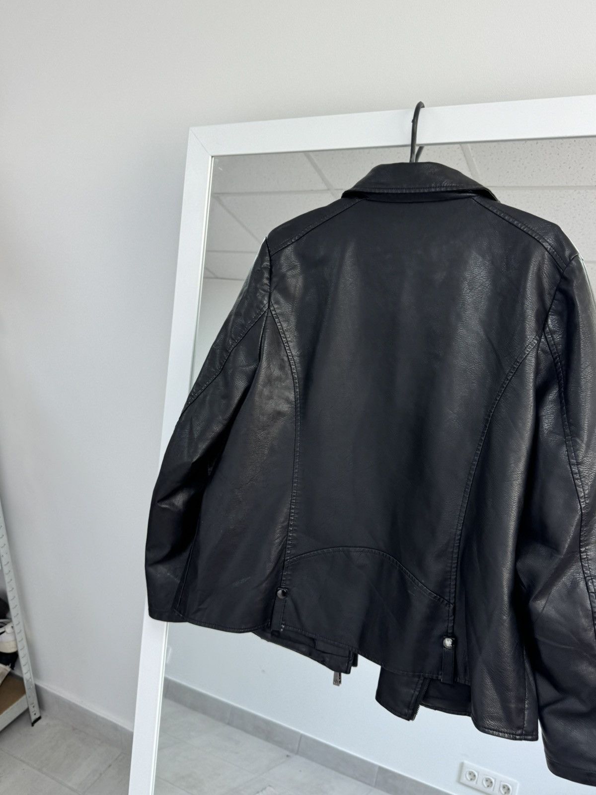 Vintage Rare Leather Jacket Japan Style Avantgarde Y2K Women sz L-XL Size L / US 10 / IT 46 - 18 Thumbnail
