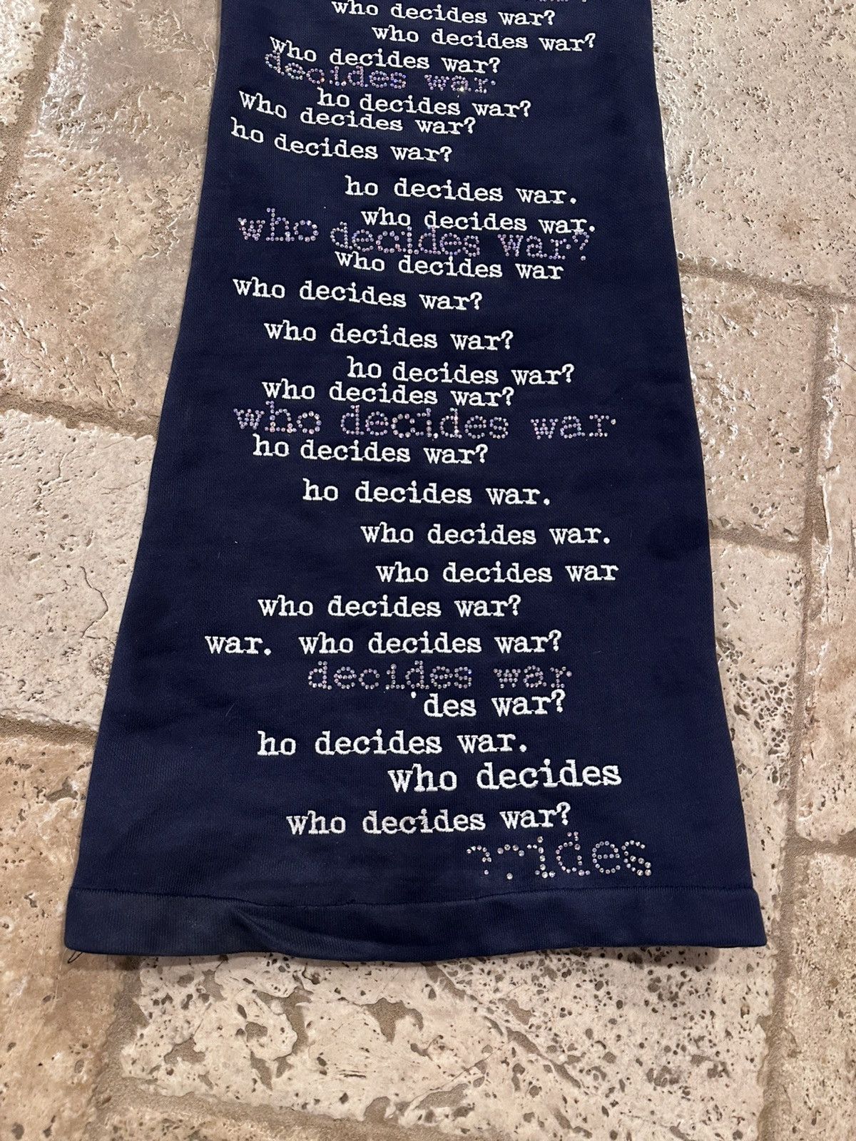 Who Decides War Who Decides War WDW Flared Scripture Dark Blue Sweatpants Size US 34 / EU 50 - 7 Thumbnail