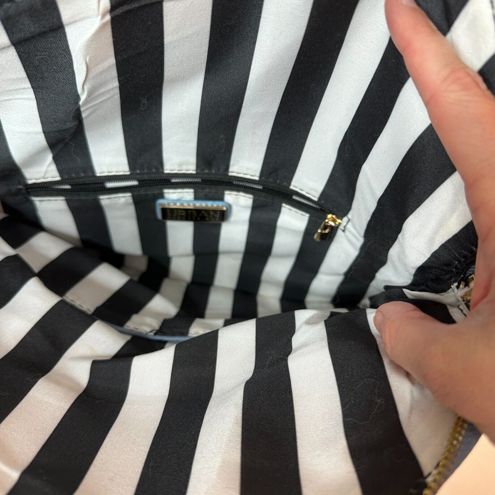 Other Urban Expressions Stella Blue Pebble Stripe Interior Clutch Size ONE SIZE - 14 Thumbnail