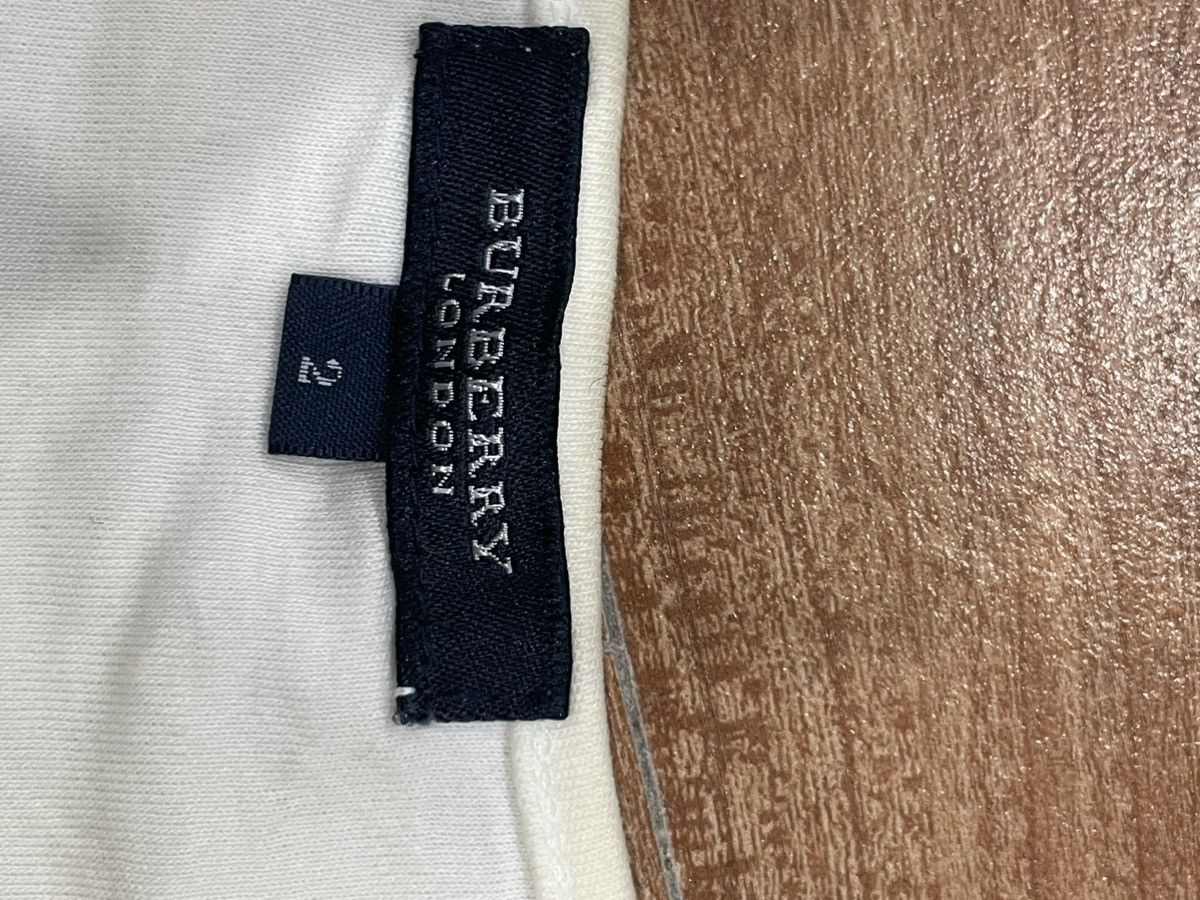 Burberry Burberry Tshirt Size M / US 6-8 / IT 42-44 - 3 Thumbnail