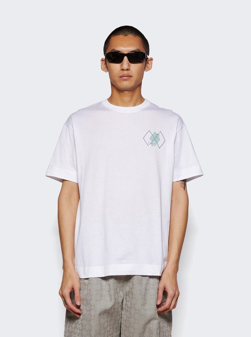 Givenchy o1mle0326 Regular Fit Tee Shirt in White Size US L / EU 52-54 / 3 - 2 Thumbnail