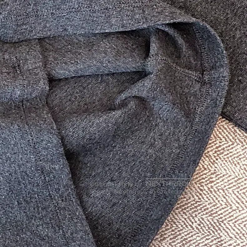 Brunello Cucinelli Brunello Cucinelli Gray V-Neck Knit Sweater Size M / US 6-8 / IT 42-44 - 6 Thumbnail