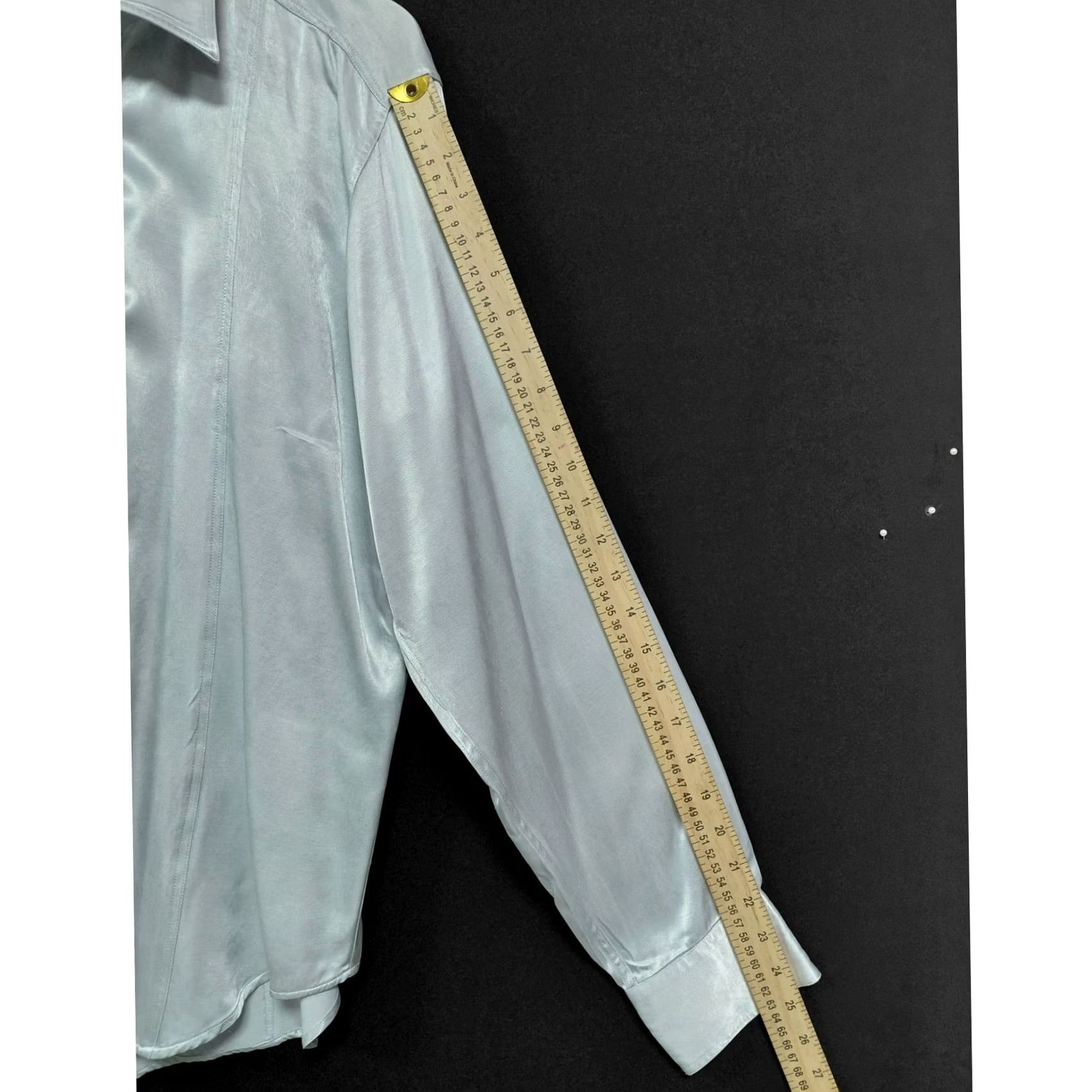 Vintage Moschino Button-Up Shirt Blue Men Size 16/41 Italy Size US M / EU 48-50 / 2 - 5 Thumbnail