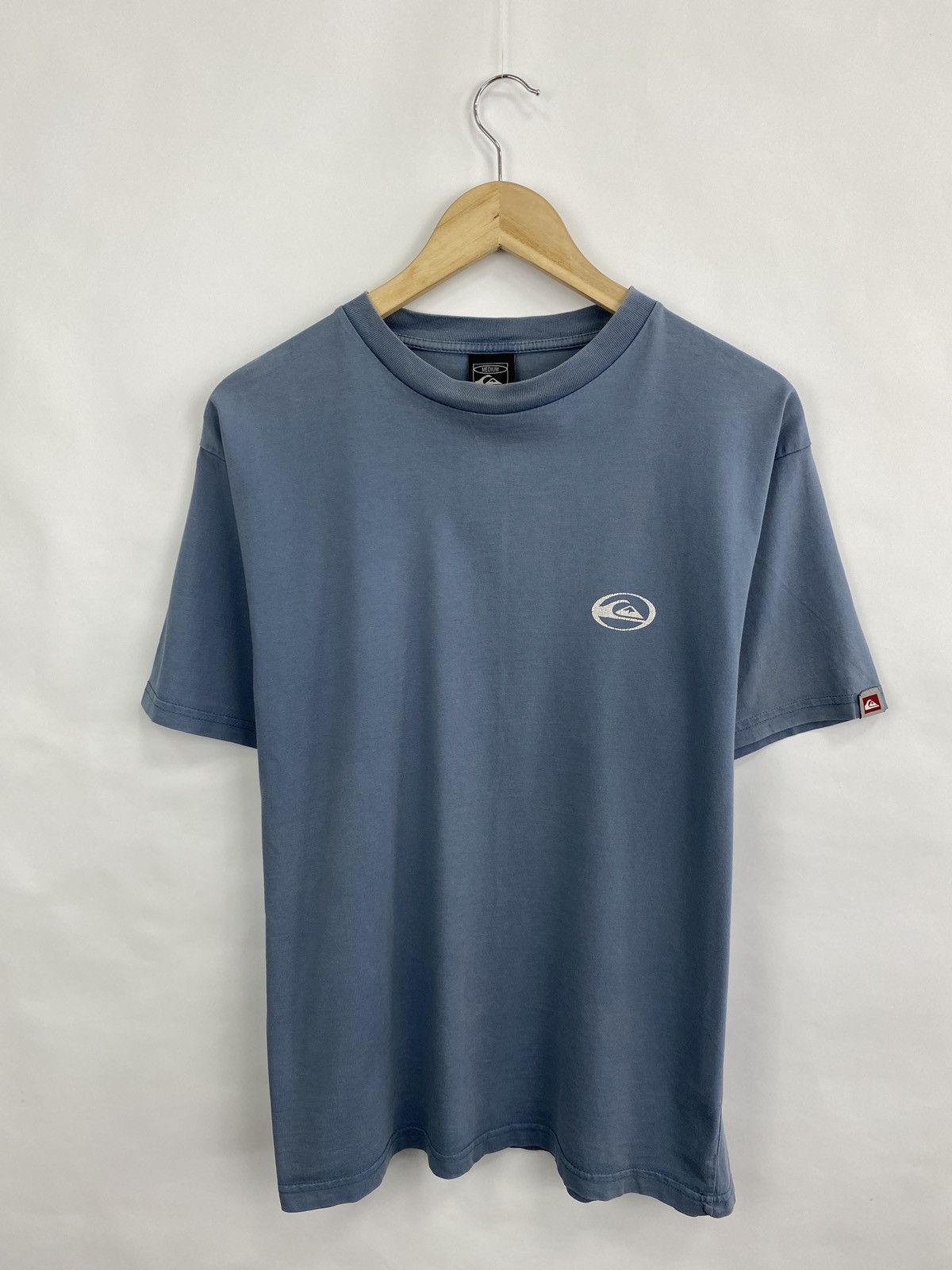 Quiksilver × Vintage Vintage 90s Quiksilver ski skateboard surfing t-shirt Size US M / EU 48-50 / 2 - 5 Thumbnail