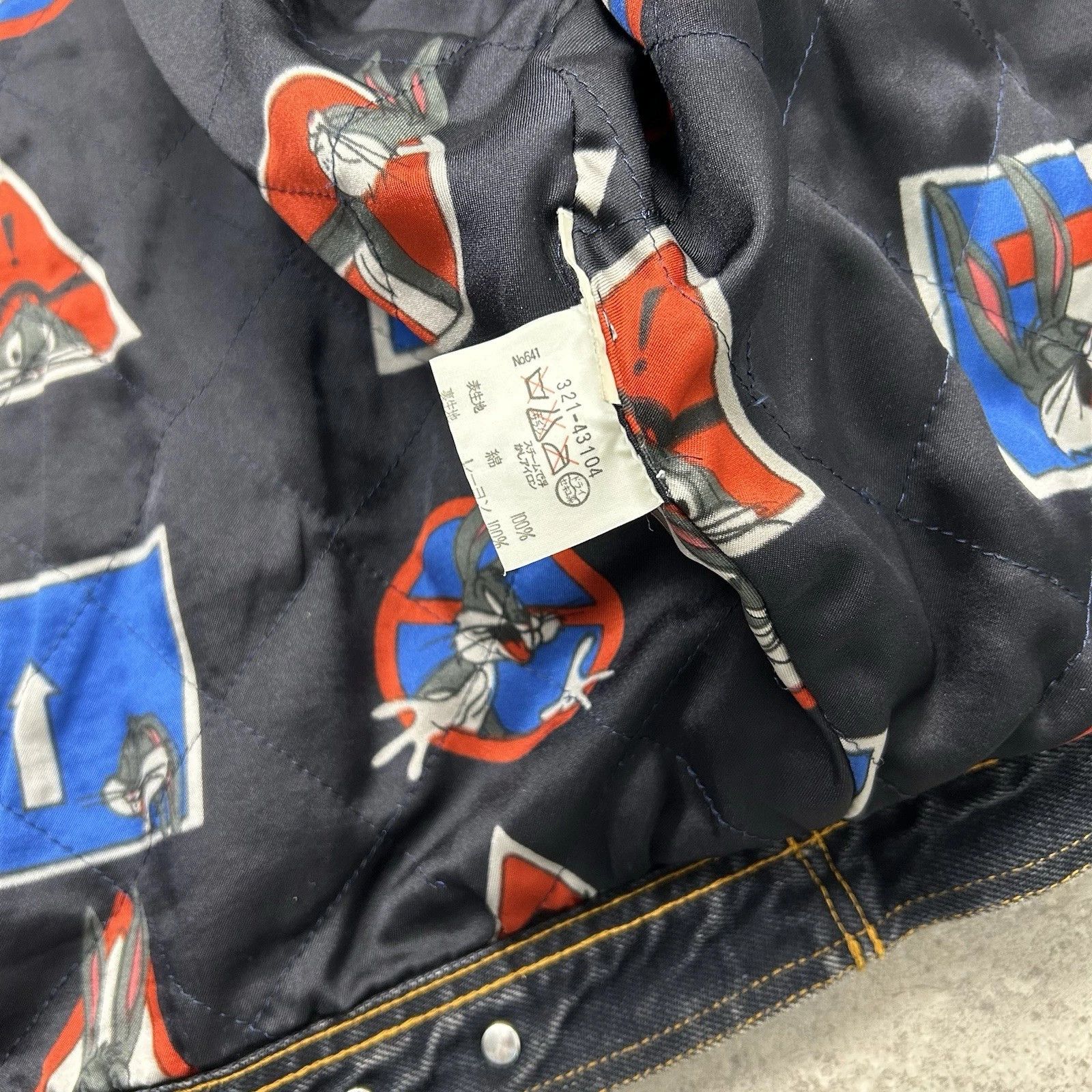 Iceberg × Vintage LOONEY TUNES BUGS BUNNY DENIM JEAN JACKET SIZE 50 Size US M / EU 48-50 / 2 - 11 Thumbnail