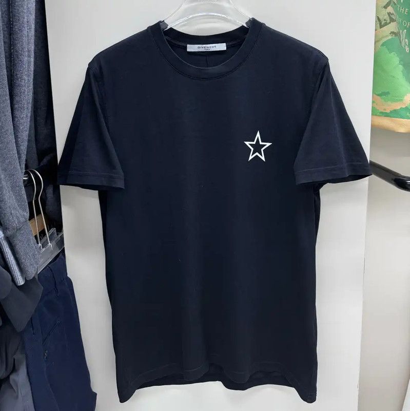 Givenchy Givenchy Black Star Logo Men's T-Shirt 0089 Size US M / EU 48-50 / 2 - 1 Thumbnail