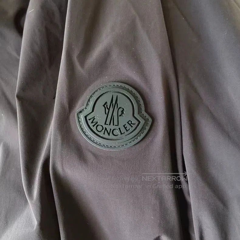 Moncler Moncler KURZ Black Hooded Long Sleeve Jacket. Size US M / EU 48-50 / 2 - 5 Thumbnail