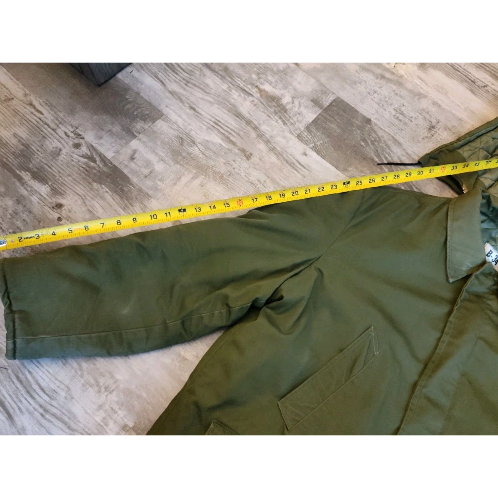 Vintage VINTAGE Military Jacket Workwear Men XL Green Mid-Length Full Zip Pockets 80s Size US XL / EU 56 / 4 - 7 Thumbnail