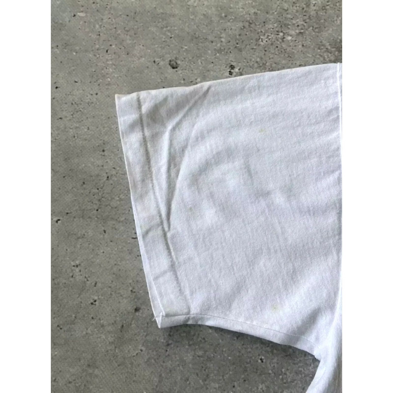Levi's VINTAGE Levi's T-Shirt Men M White Graphic Print Crew Neck Short Sleeve 90s Size US M / EU 48-50 / 2 - 7 Thumbnail