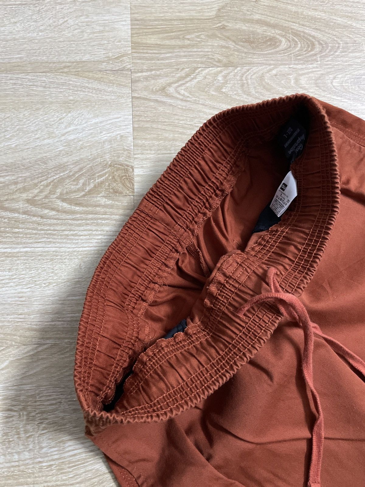 GU × Japanese Brand × Maison MIHARA YASUHIRO MIHARAYASUHIRO X GU CASUAL PANTS Size US 30 / EU 46 - 8 Thumbnail