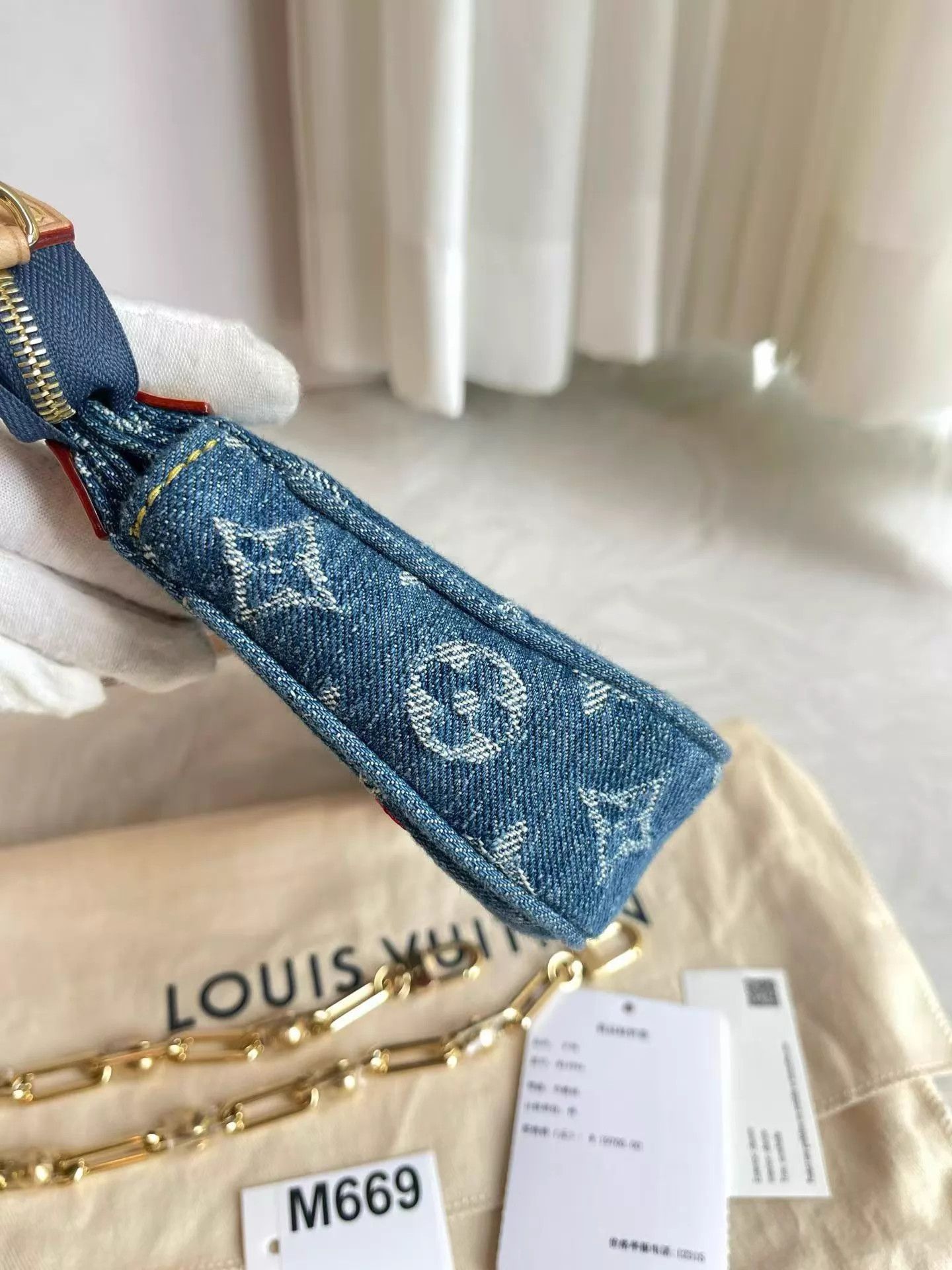 Louis Vuitton LV x Takashi Murakami Cherry Mahjong Bag (Unused) Size ONE SIZE - 5 Thumbnail