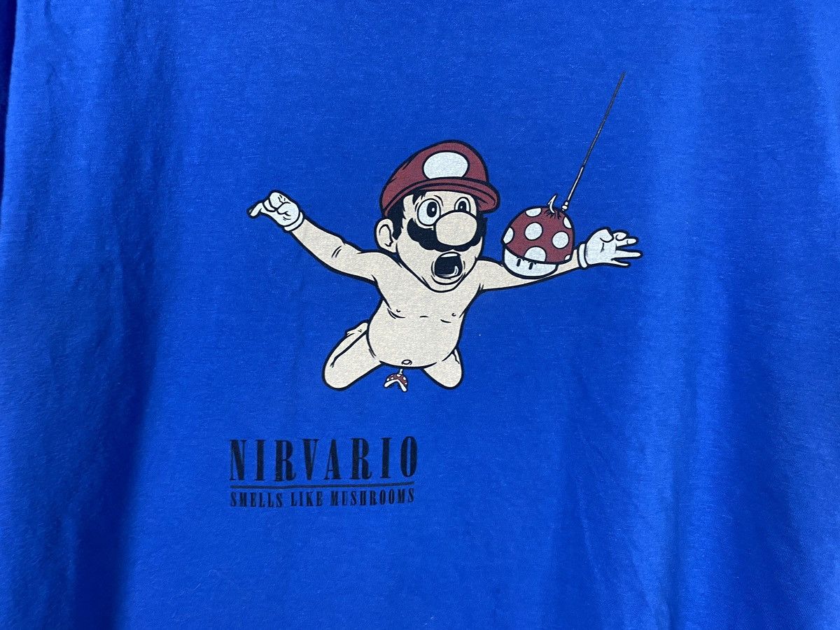 Nirvana Men’s Nirvario Smells like Mushrooms T-Shirt Vintage Size L Size US L / EU 52-54 / 3 - 6 Thumbnail