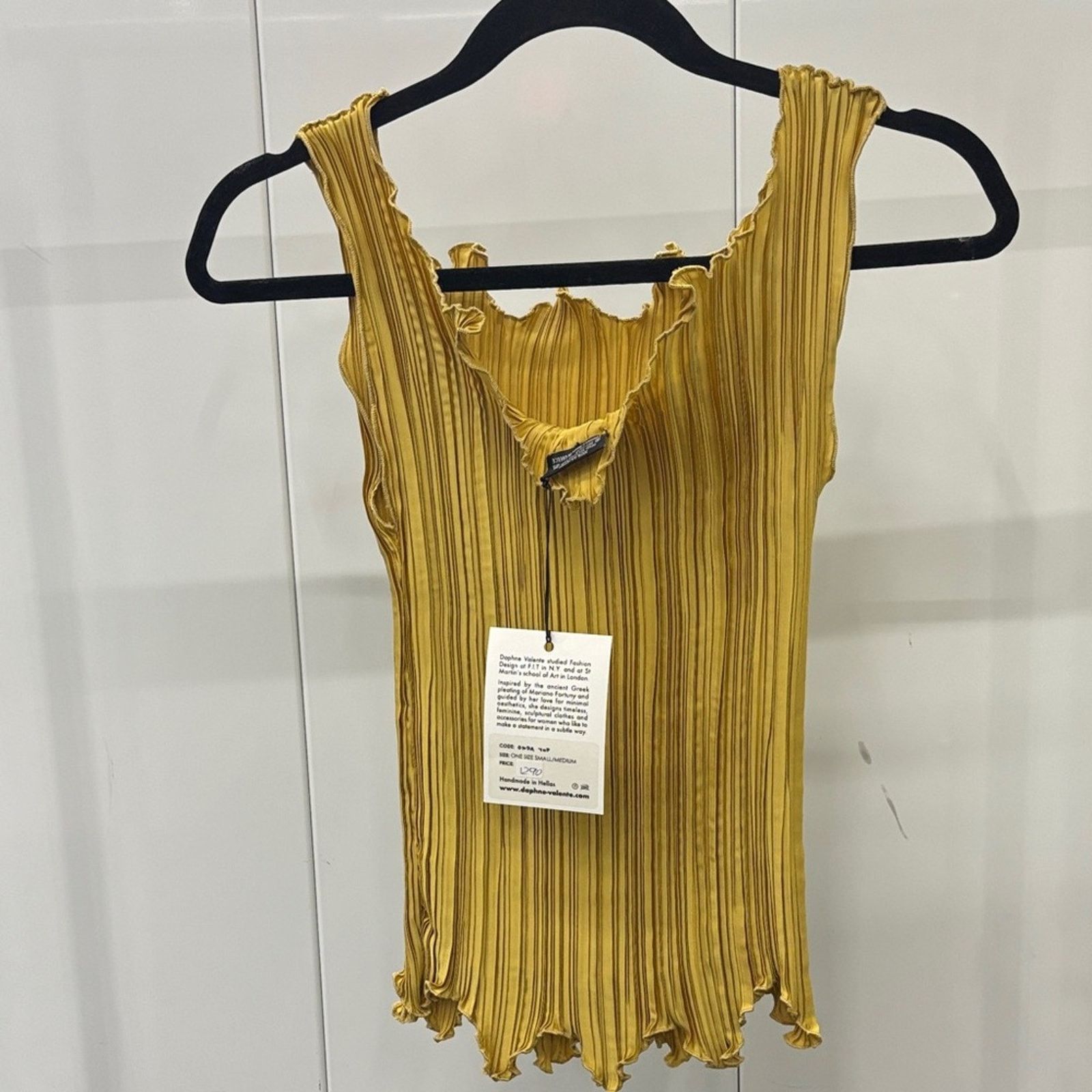 Other NWT Daphne Valente Golden Yellow Ruffled Tank Top One Size Size ONE SIZE - 8 Thumbnail