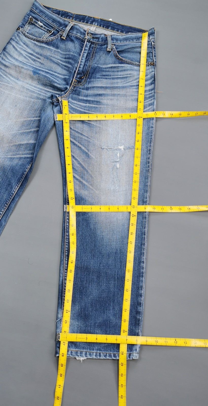 Levi's Vintage Levis 702 Distressed Jeans Size US 32 / EU 48 - 11 Thumbnail
