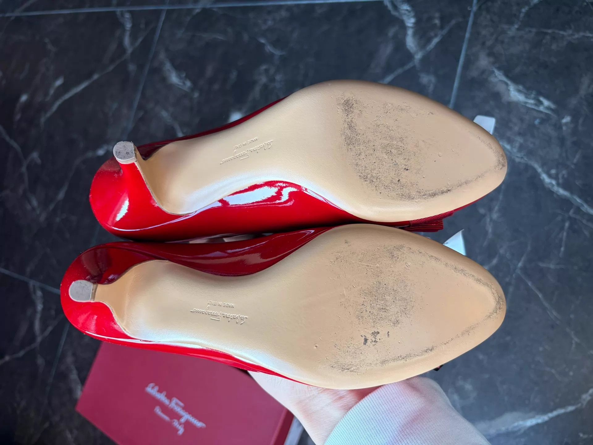 Salvatore Ferragamo FERRAGAMO Vara Patent Leather Bow Heels 7cm Red 37.5 Size US 7 / IT 37 - 5 Thumbnail