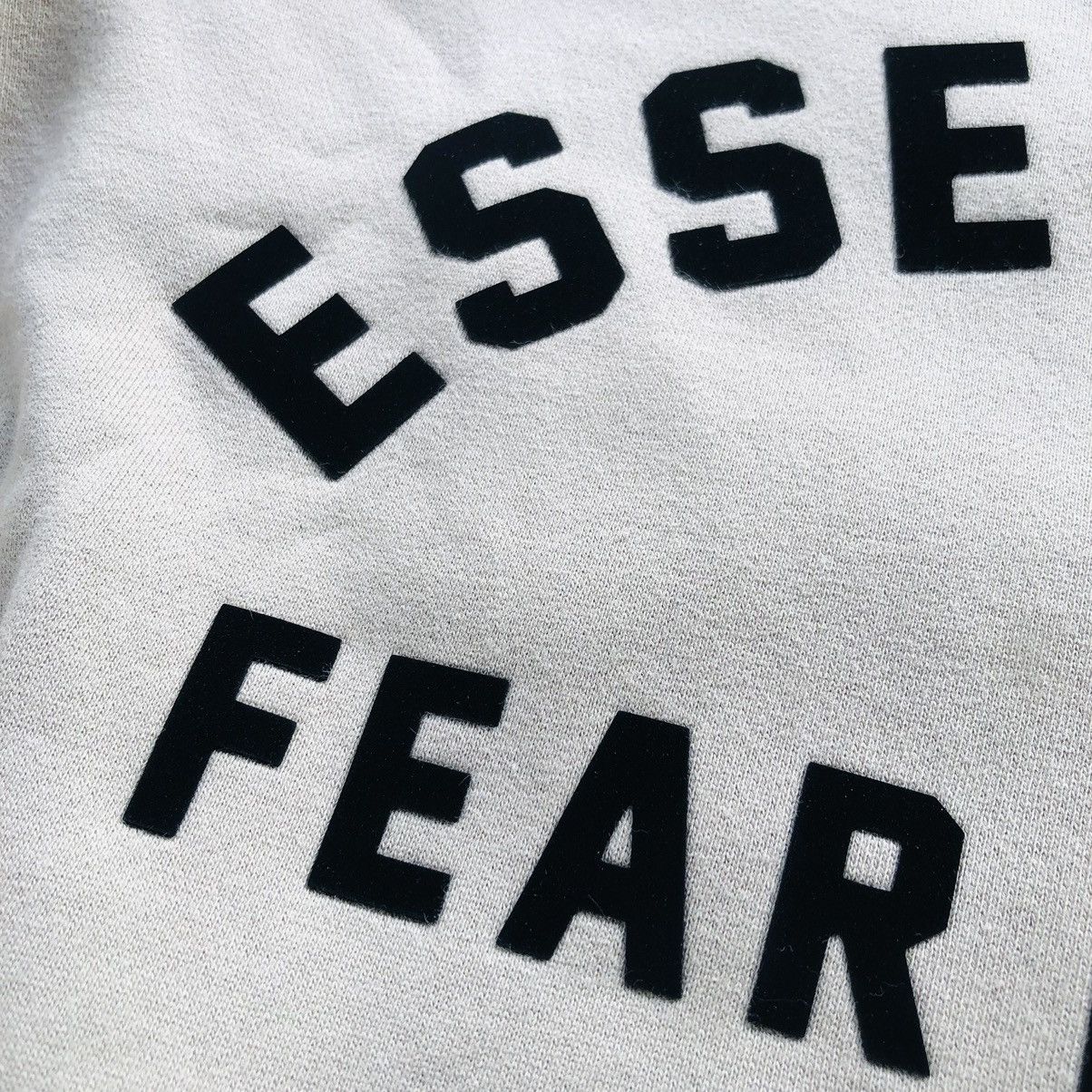 Essentials × Fear of God Fear of God Essentials FW23 Dusty Beige Crewneck Size US XXL / EU 58 / 5 - 5 Thumbnail