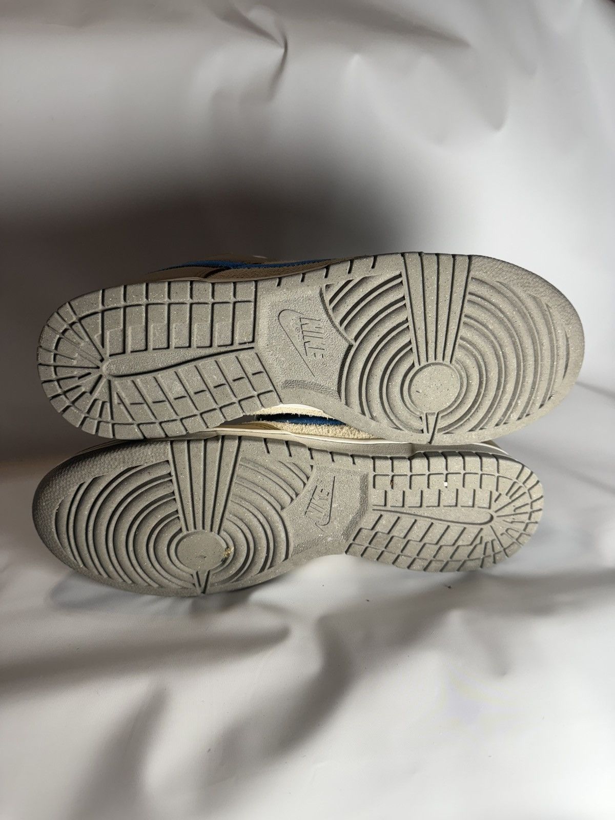 Nike × size? Size? x Nike Dunk Low – Size 12.5 – Worn 3x – OG All Size US 12.5 / EU 45-46 - 9 Thumbnail