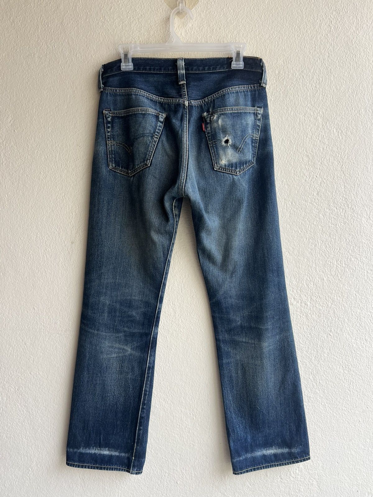 Levi's Vintage Clothing 2000s LVC Levi’s 501 XX Big E Distress Denim Selvedge Jeans Size US 30 / EU 46 - 2 Thumbnail