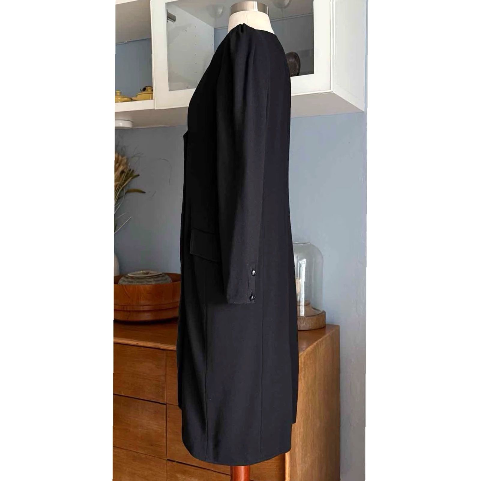 Valentino VINTAGE Valentino Miss V Black Wool Crepe Double Breasted Sheath Dress Sz 10 Size L / US 10 / IT 46 - 3 Thumbnail