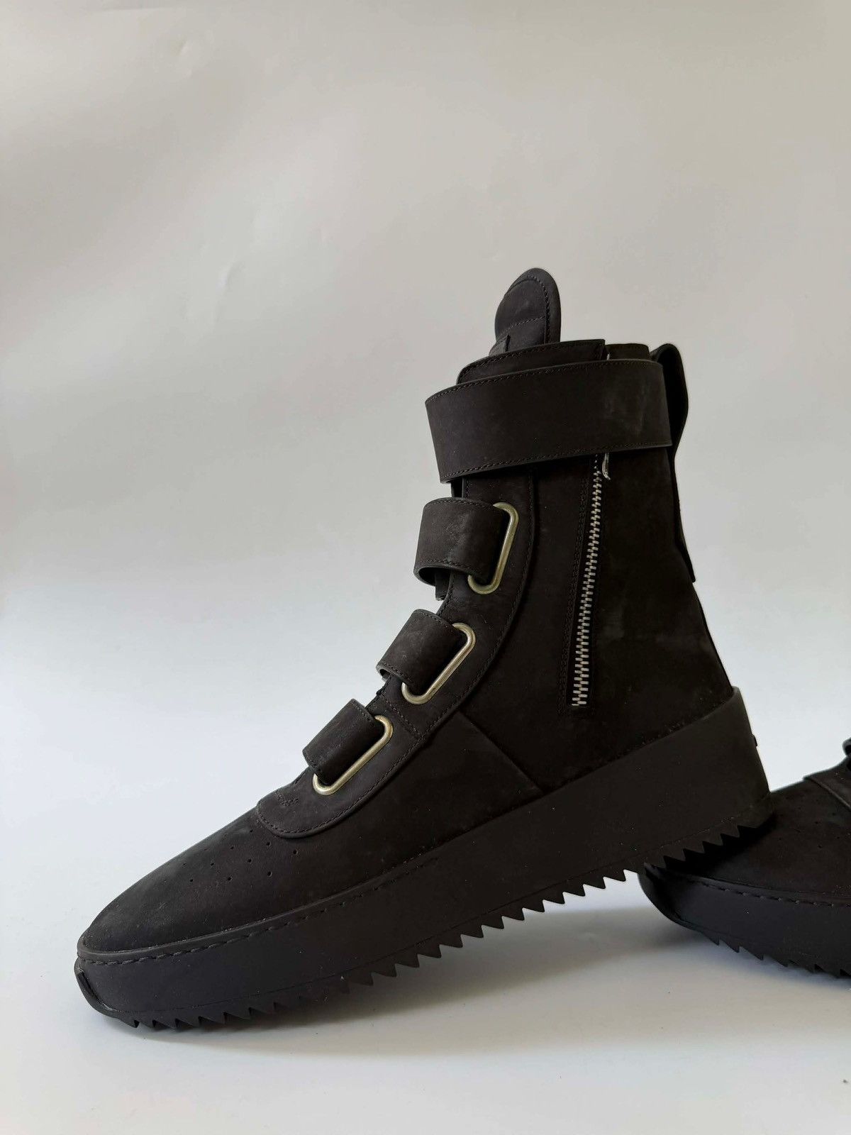 Fear of God Fear of God x Evident Future Military Sneaker Size US 10 / EU 43 - 5 Thumbnail