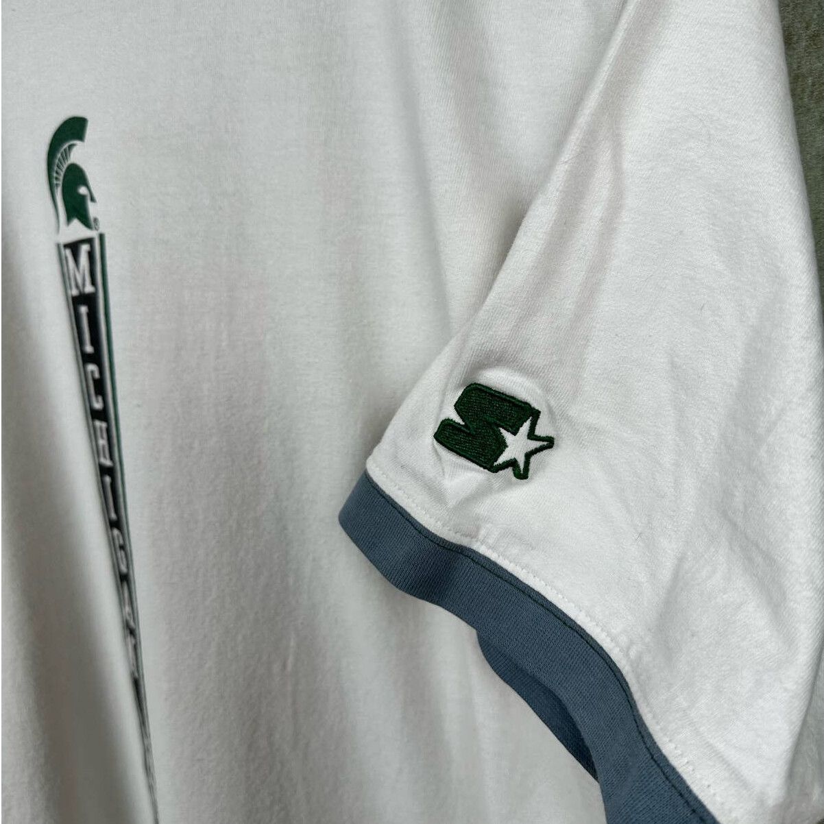 Vintage Vintage Michigan State Spartans Ringer T Shirt Sz L White Size US L / EU 52-54 / 3 - 4 Thumbnail