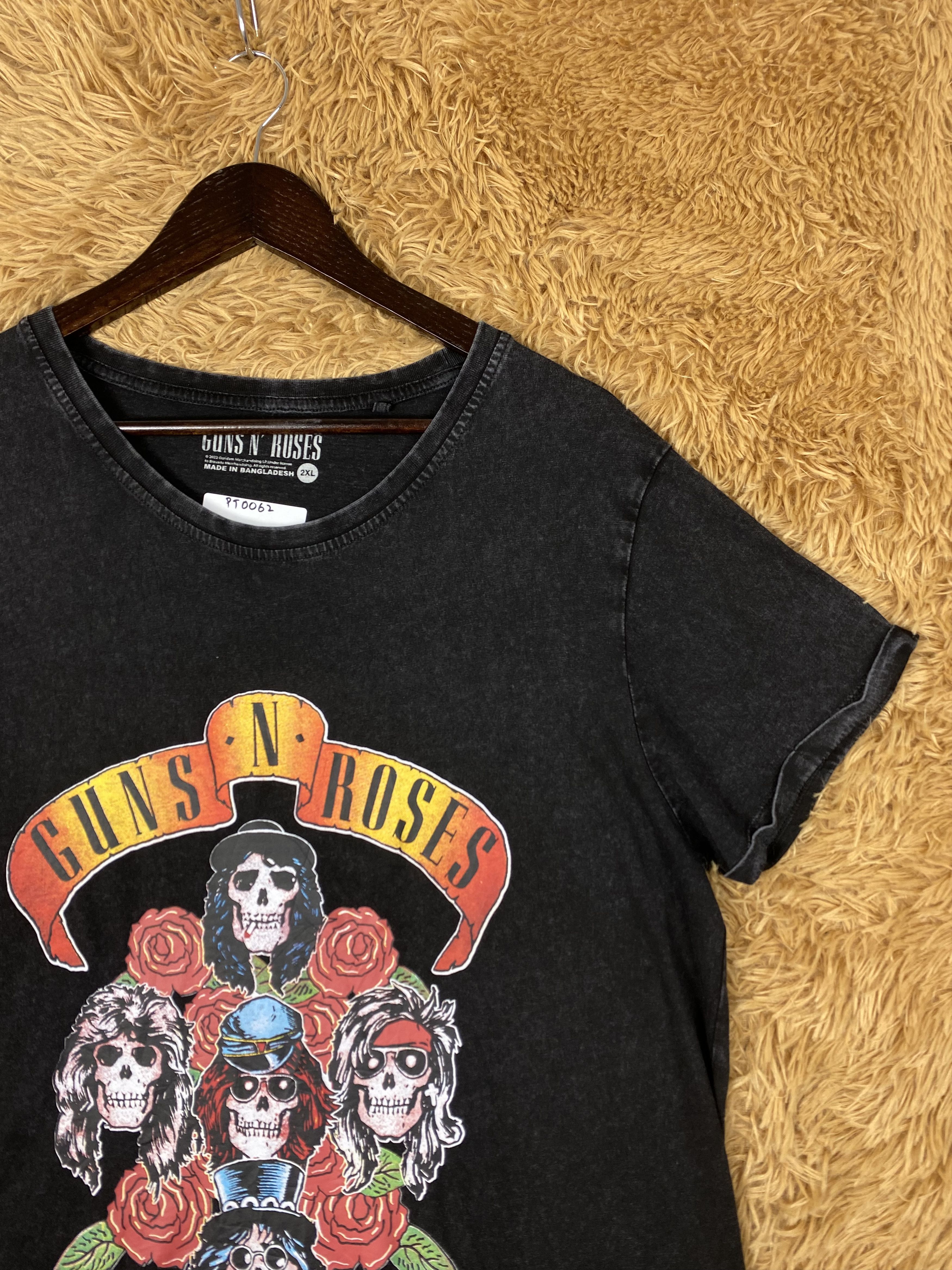 Guns N' Roses Vintage Guns n' Roses Short Sleeve T-Shirts PT0062 Size US XXL / EU 58 / 5 - 3 Thumbnail