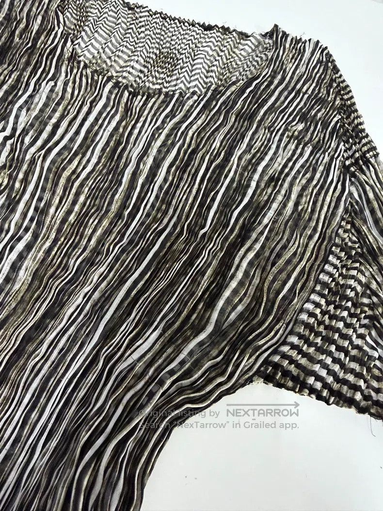 Issey Miyake Issey Miyake Main Line Ruched Crew-Neck Striped Top Size M / US 6-8 / IT 42-44 - 2 Thumbnail