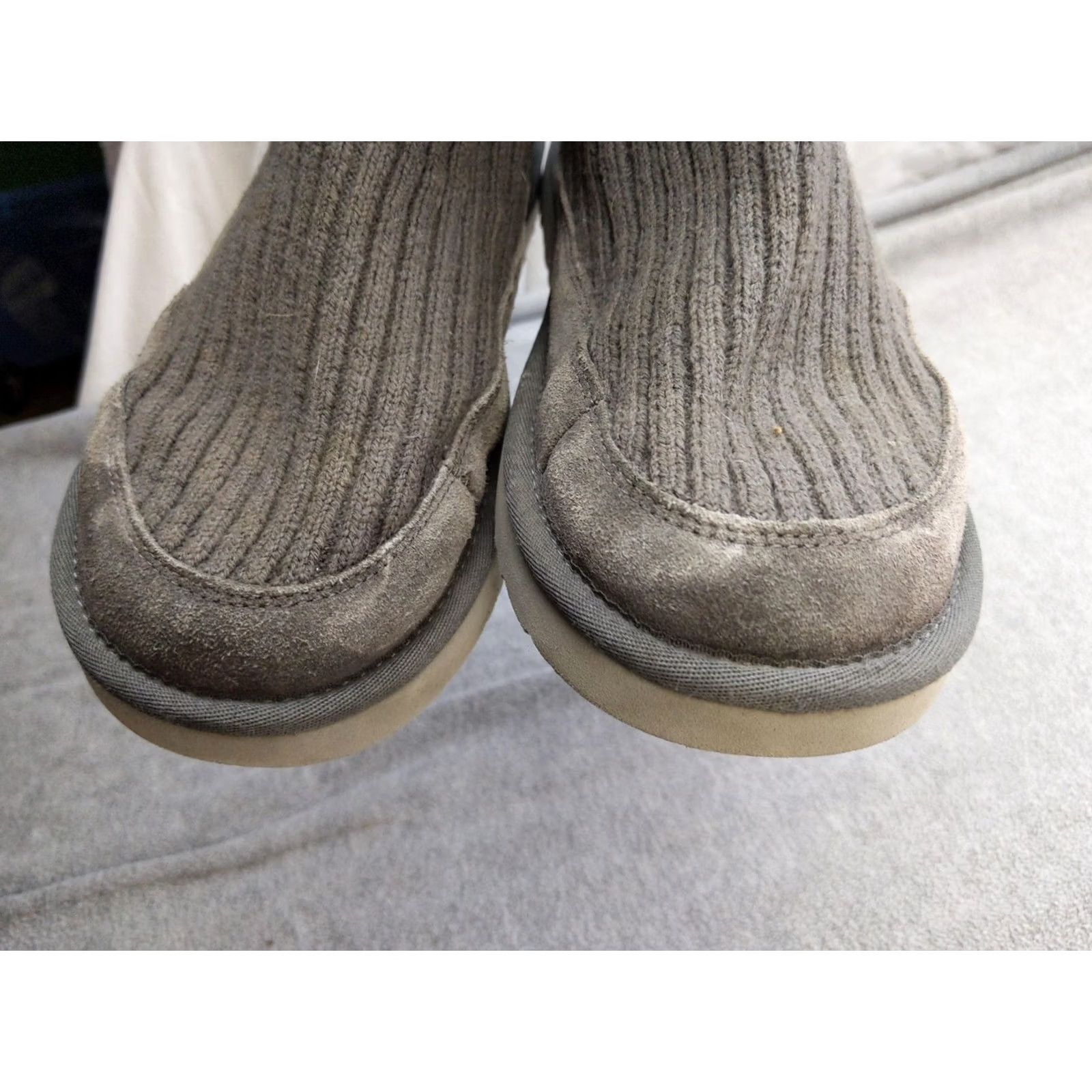 Ugg UGG Boots Womens Sock Mid-Calf Zip Gray Suede 8 US 39 EU 39 Winter Casual Shoes Womens Mens Size US 8 / IT 38 - 4 Thumbnail