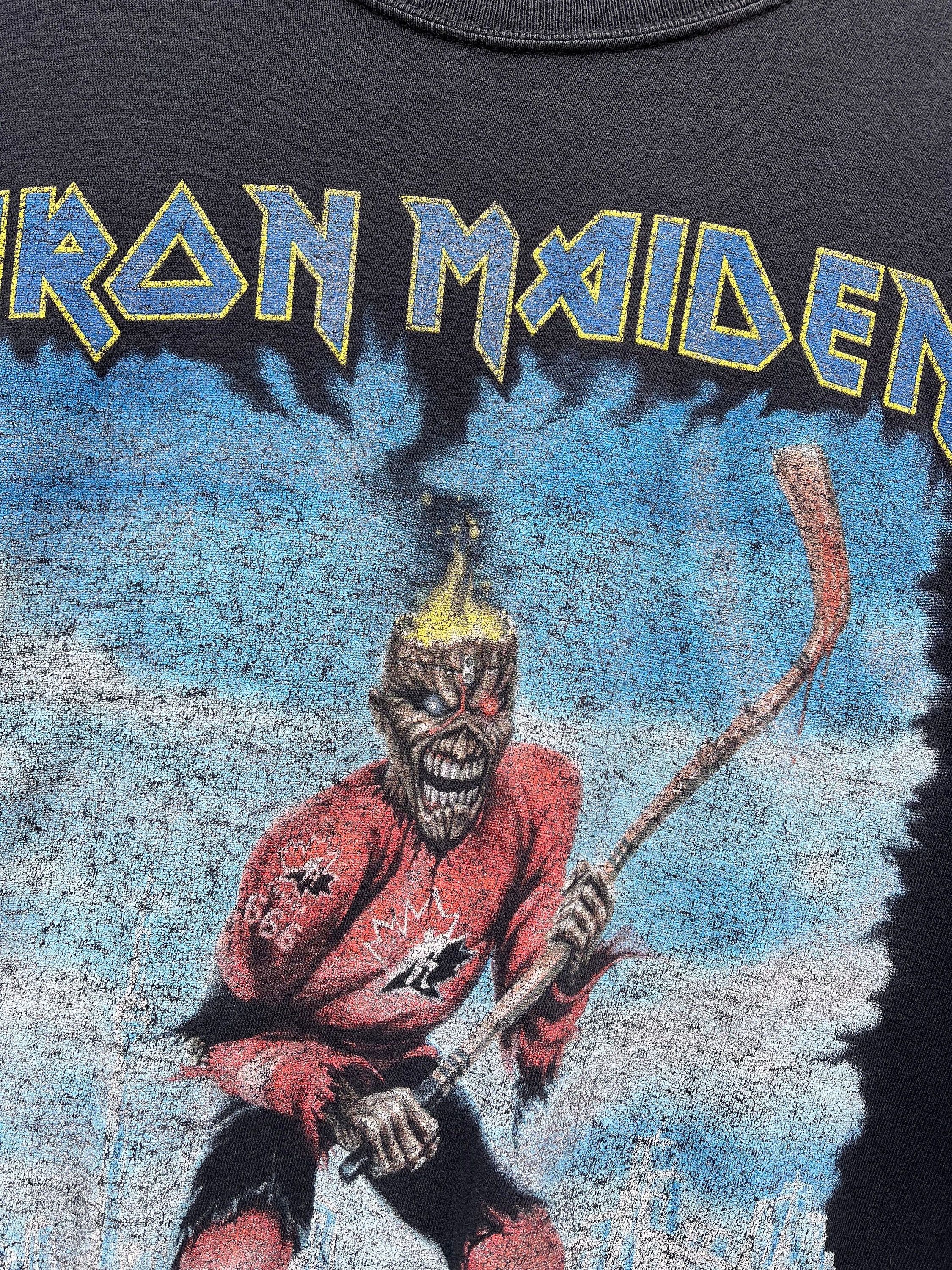 Vintage Vintage Iron Maiden Team Canada Tour T-shirt Size US L / EU 52-54 / 3 - 3 Thumbnail