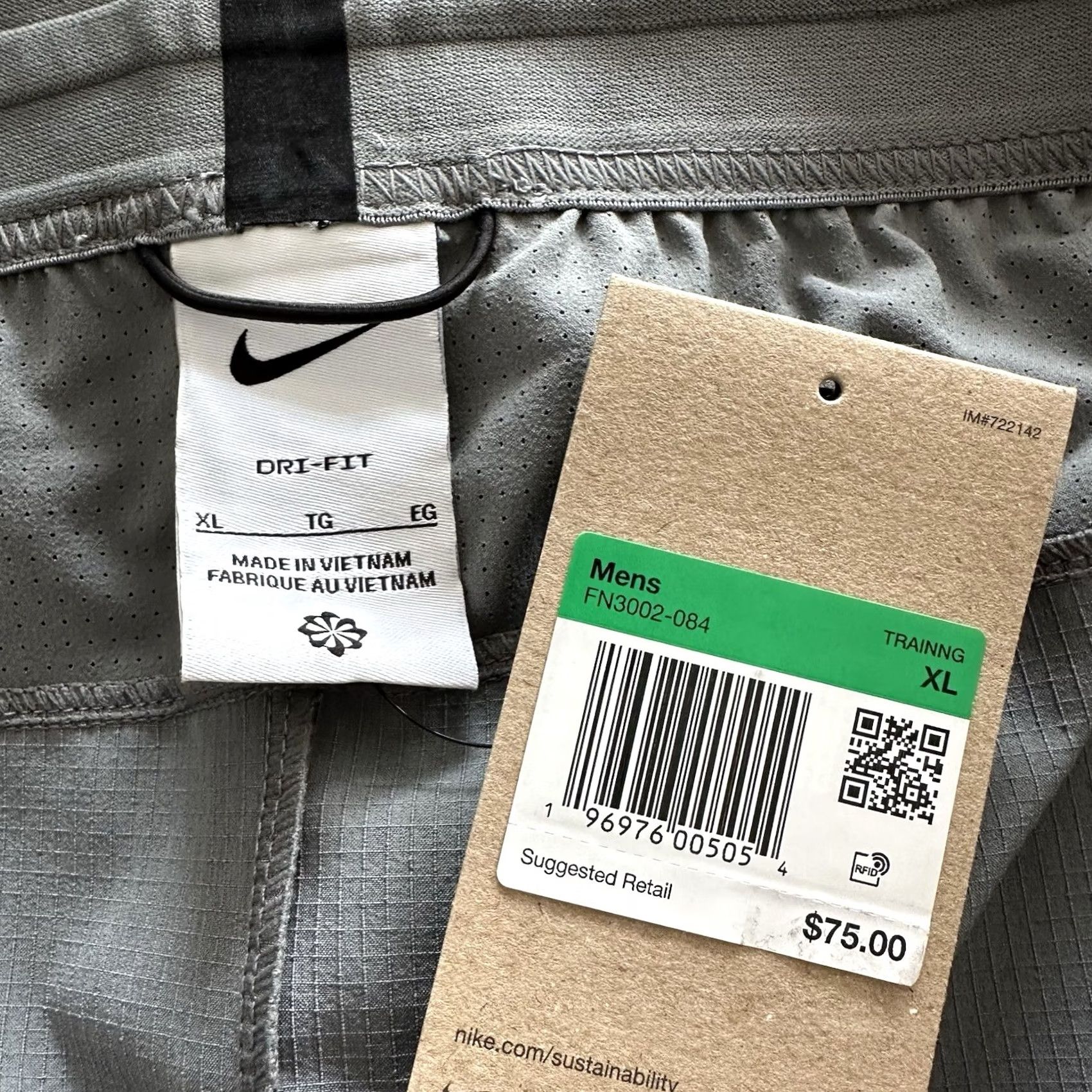 Nike Nike Flex Repel Dri-FIT 5" Unlined Training Shorts Mens XL Gray Nike Flex Repel 5" Training Shorts Mens XL Gray FN3002-084 Size US 36 / EU 52 - 5 Thumbnail