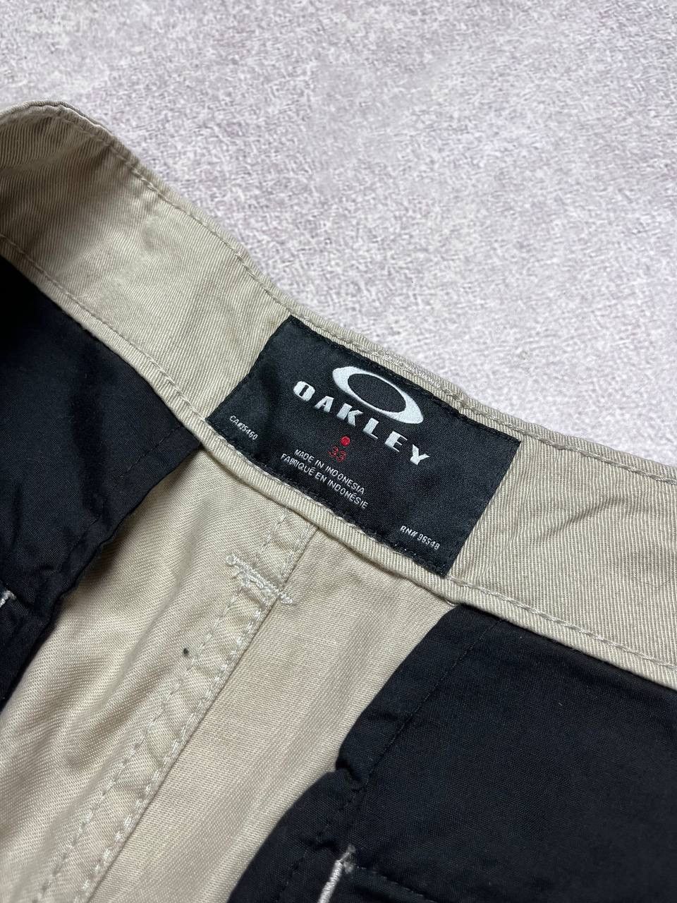 Oakley Vintage Oakley Cargo Baggy Shorts Jorts 33 Size US 33 - 6 Thumbnail