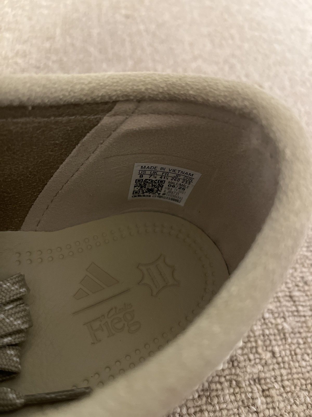 Adidas × Clarks × Ronnie Fieg Clarks Originals x Ronnie Fieg 8th St Wallabee Beige Cream Size US 8 / EU 41 - 8 Thumbnail