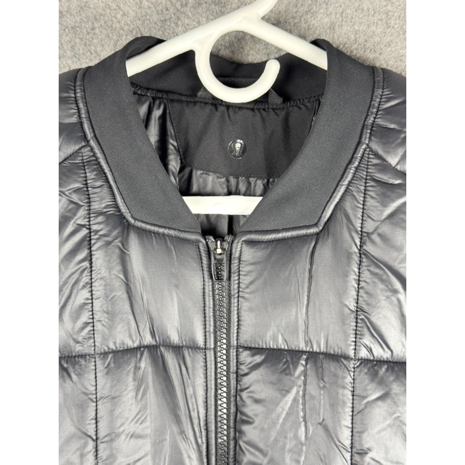 Lululemon Lululemon Insulated Bomber Jacket Men Large Black Puffer Full Zip M4AE3S Size US L / EU 52-54 / 3 - 4 Thumbnail