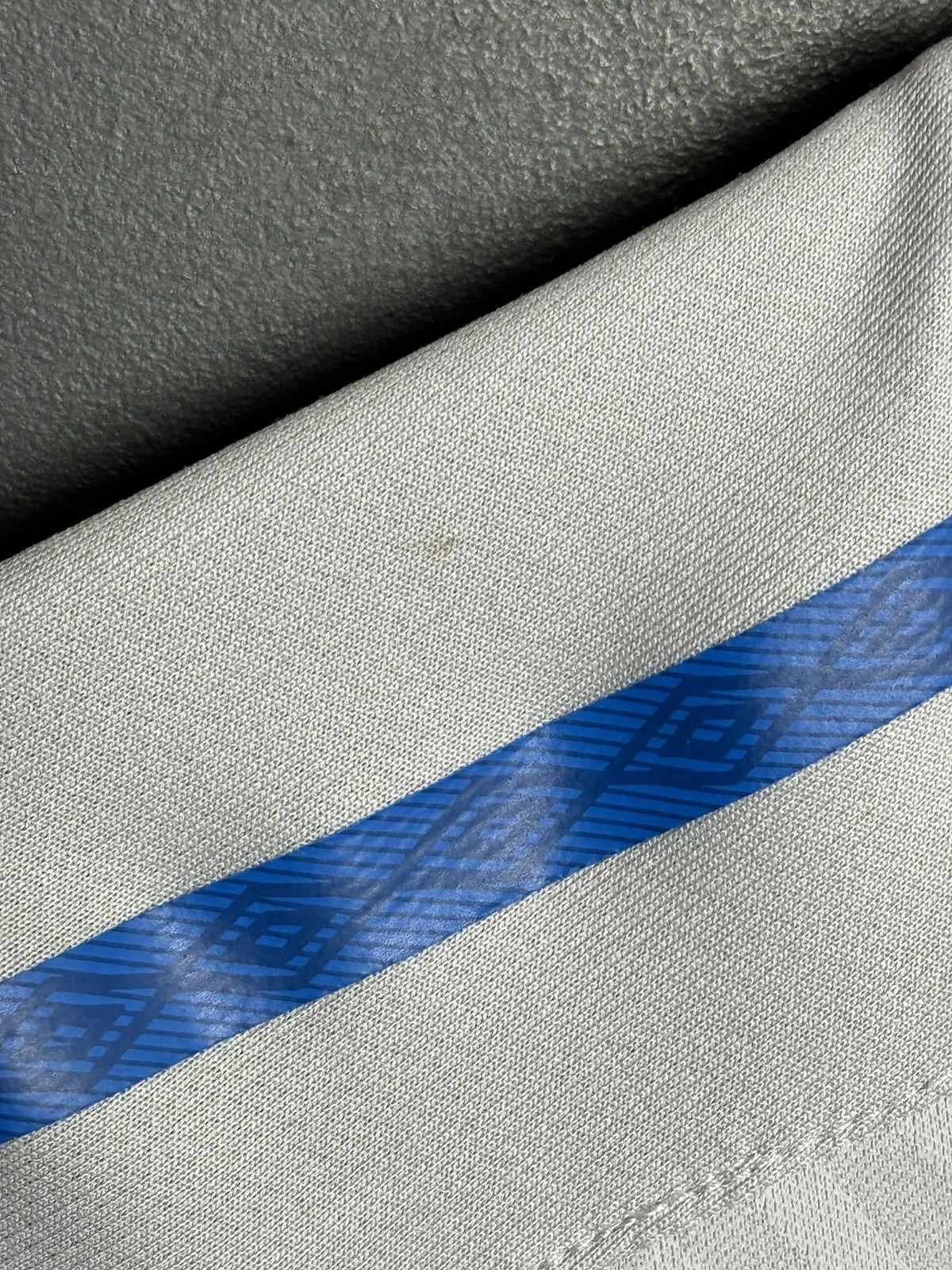 Umbro Everton 17/18 Away Football Jersey Size US M / EU 48-50 / 2 - 9 Thumbnail
