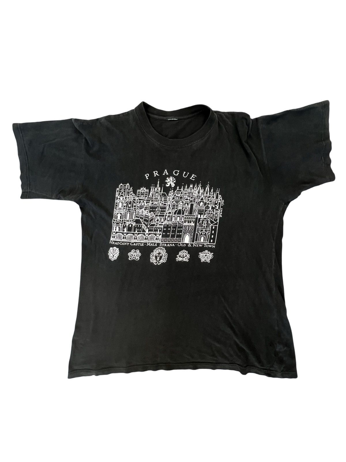 Vintage Prague Vintage T-Shirt Size US M / EU 48-50 / 2 - 2 Thumbnail