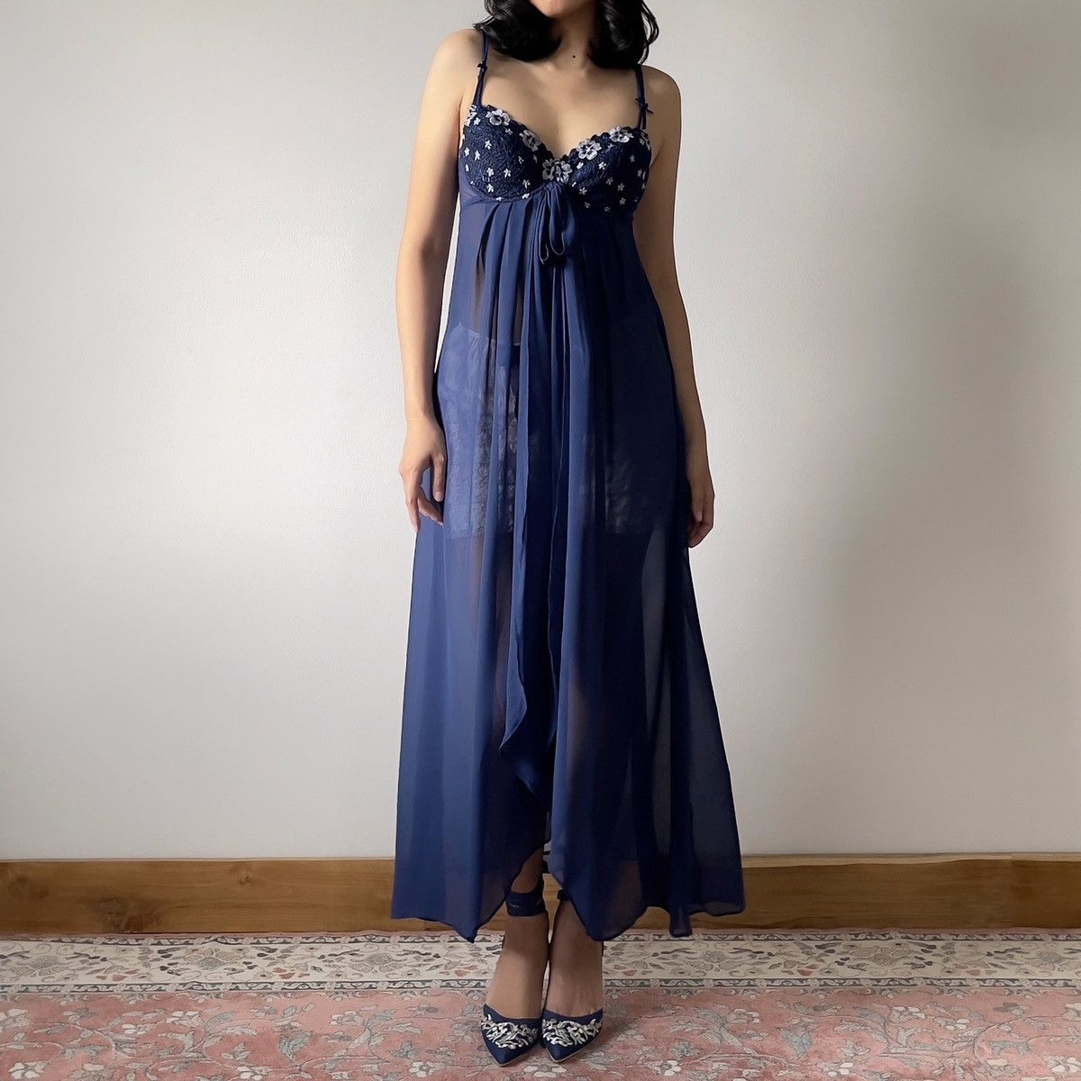 Victoria's Secret Victoria’s Secret 1990s Navy Chiffon Nightgown (S–M) Size M / US 6-8 / IT 42-44 - 2 Thumbnail