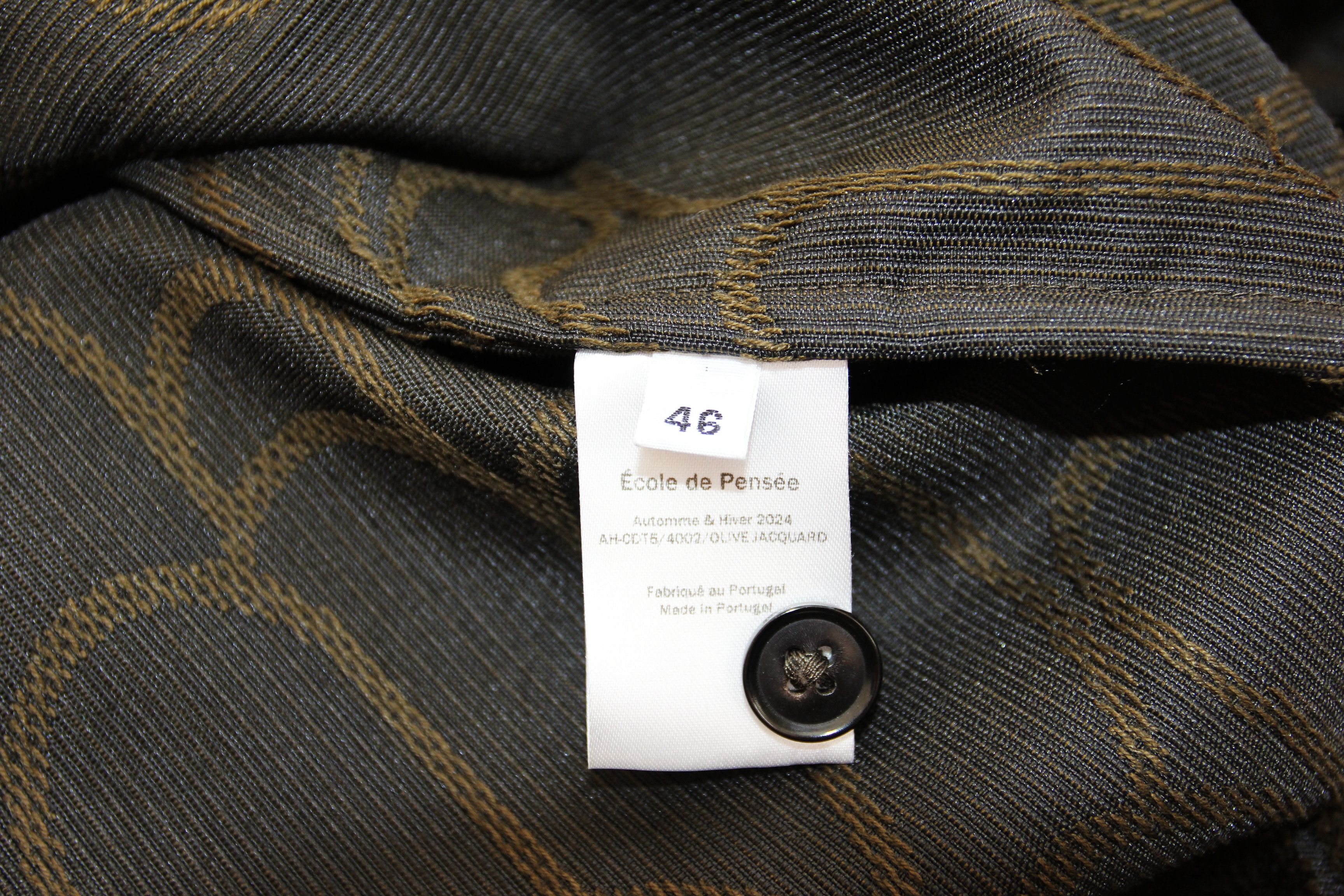 Other BNWT AW24 ECOLE DE PENSEE VELVET JACQUARD OVERSHIRT S Size US S / EU 44-46 / 1 - 9 Thumbnail