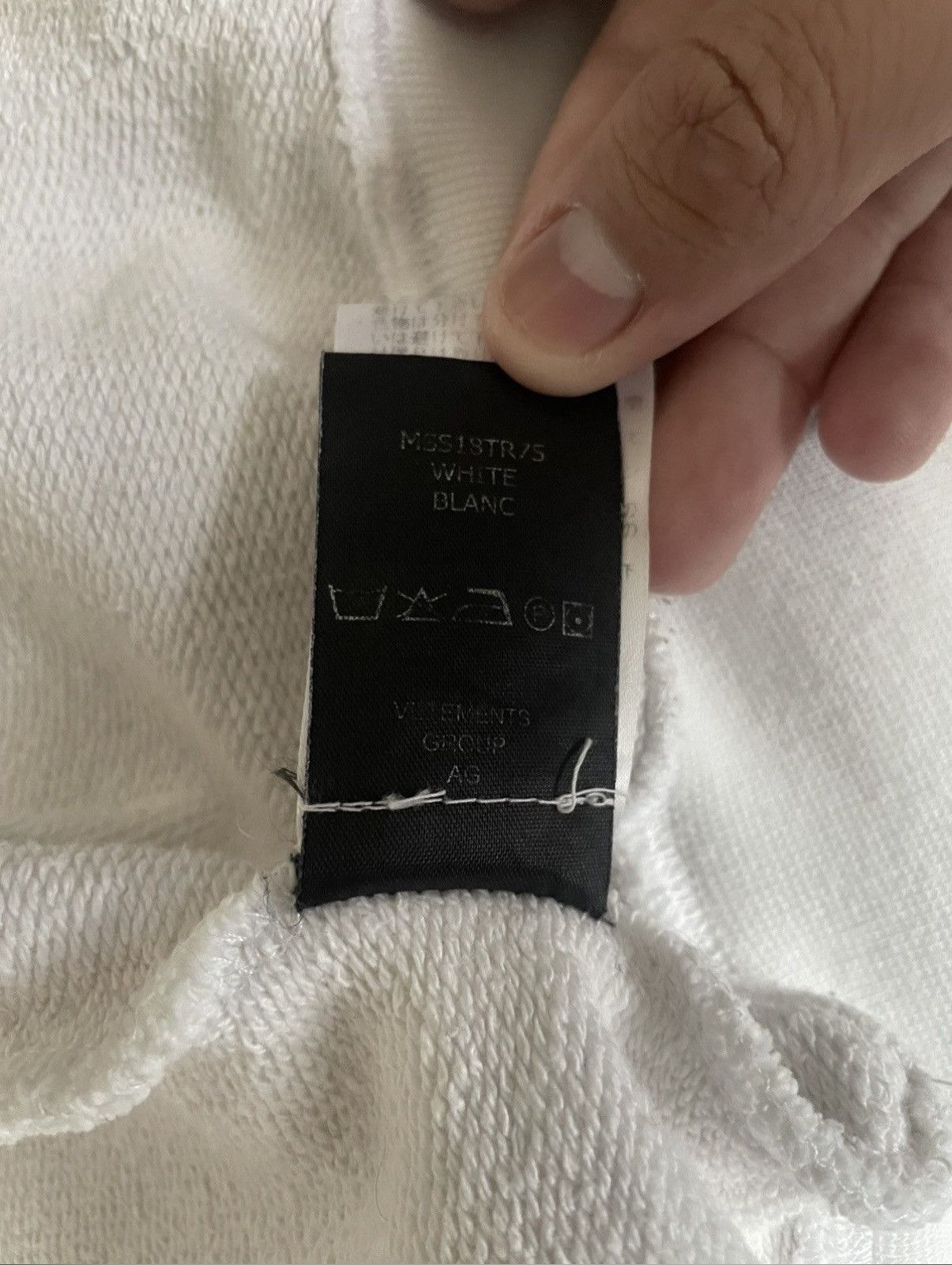 Vetements VETEMENTS CALENDAR HOODIE ZIP UP 2018 Size US S / EU 44-46 / 1 - 9 Thumbnail