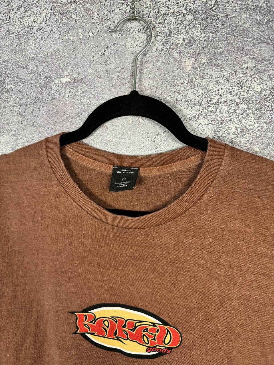 Urban Outfitters Urban Outfitters Underdog Hard Vinyl Print Baked Goods Tee Size US M / EU 48-50 / 2 - 6 Thumbnail