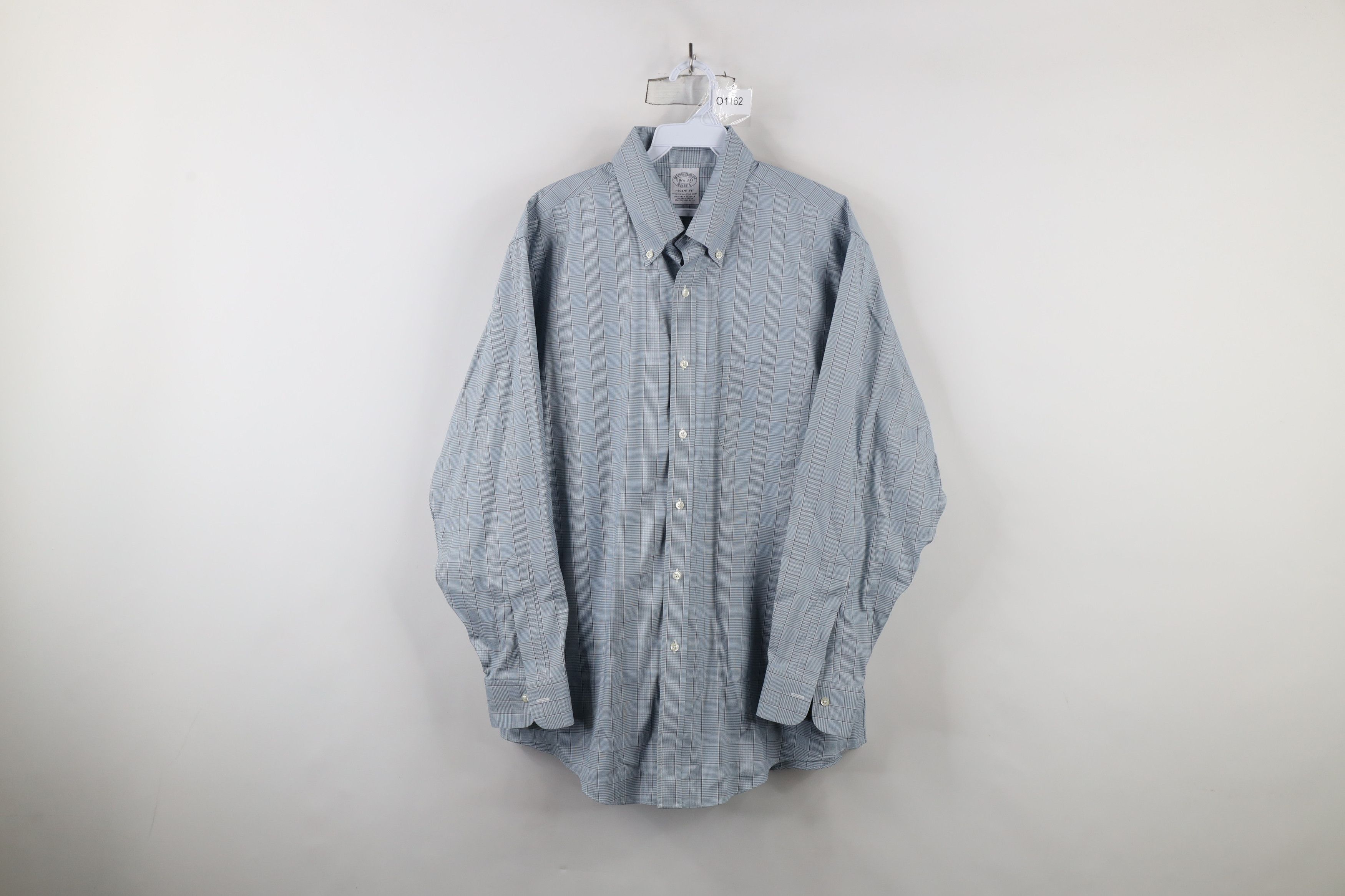 Brooks Brothers × Vintage Vintage Brooks Brothers Stretch Regent Button Down Shirt Size US M / EU 48-50 / 2 - 1 Thumbnail
