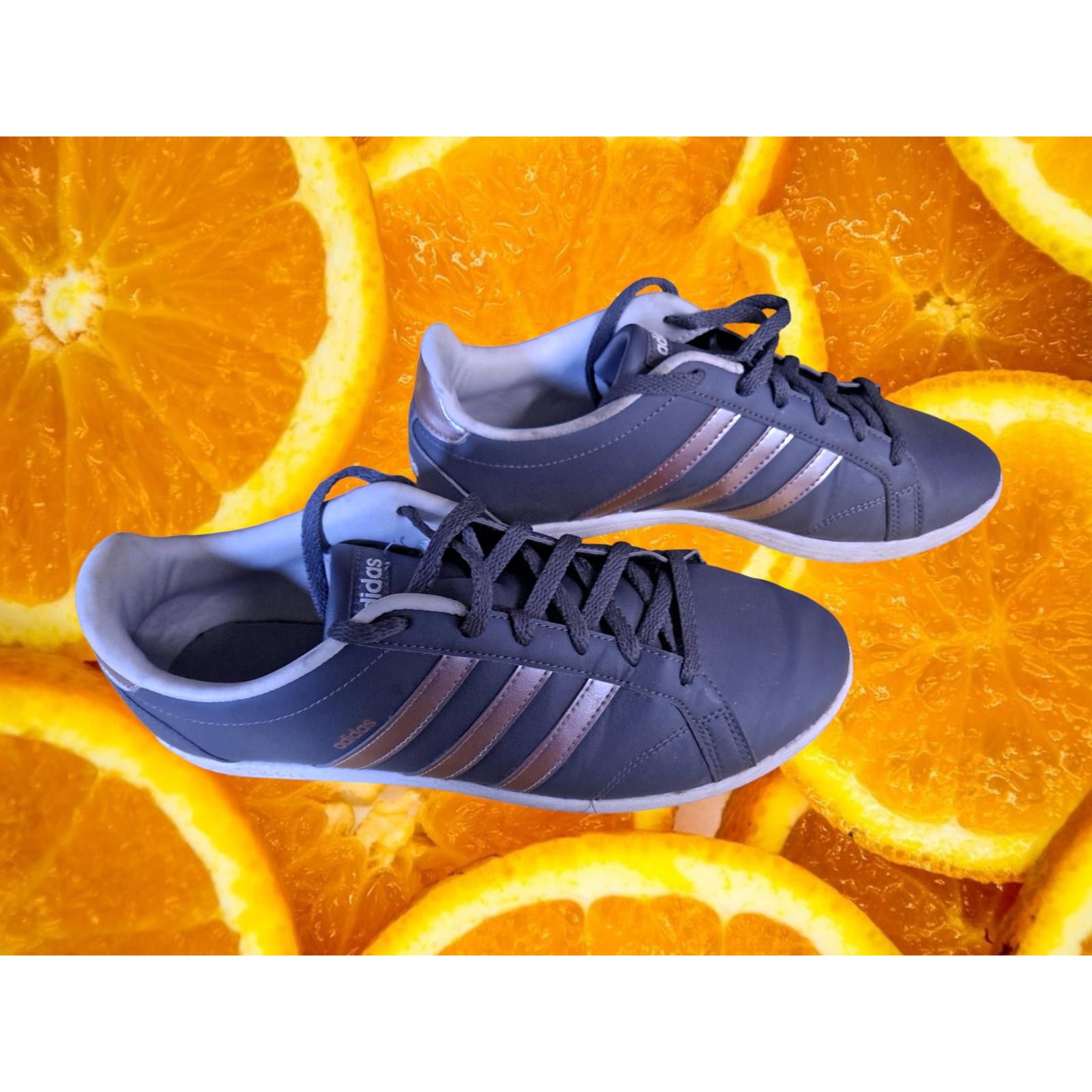 Adidas Adidas Gray with Silver Trim Lace Up Shoes Size 8 Size ONE SIZE - 1 Thumbnail