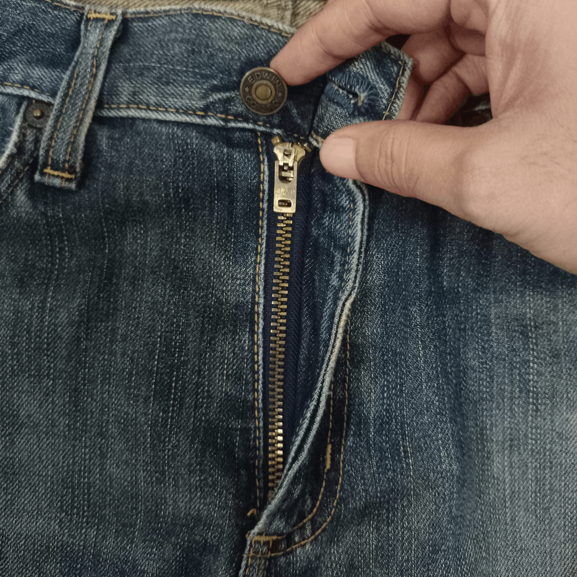 Edwin × Japanese Brand Vintage Edwin Japan Mud Wash Distressed Loose Jeans 31x31 Size US 31 - 3 Thumbnail