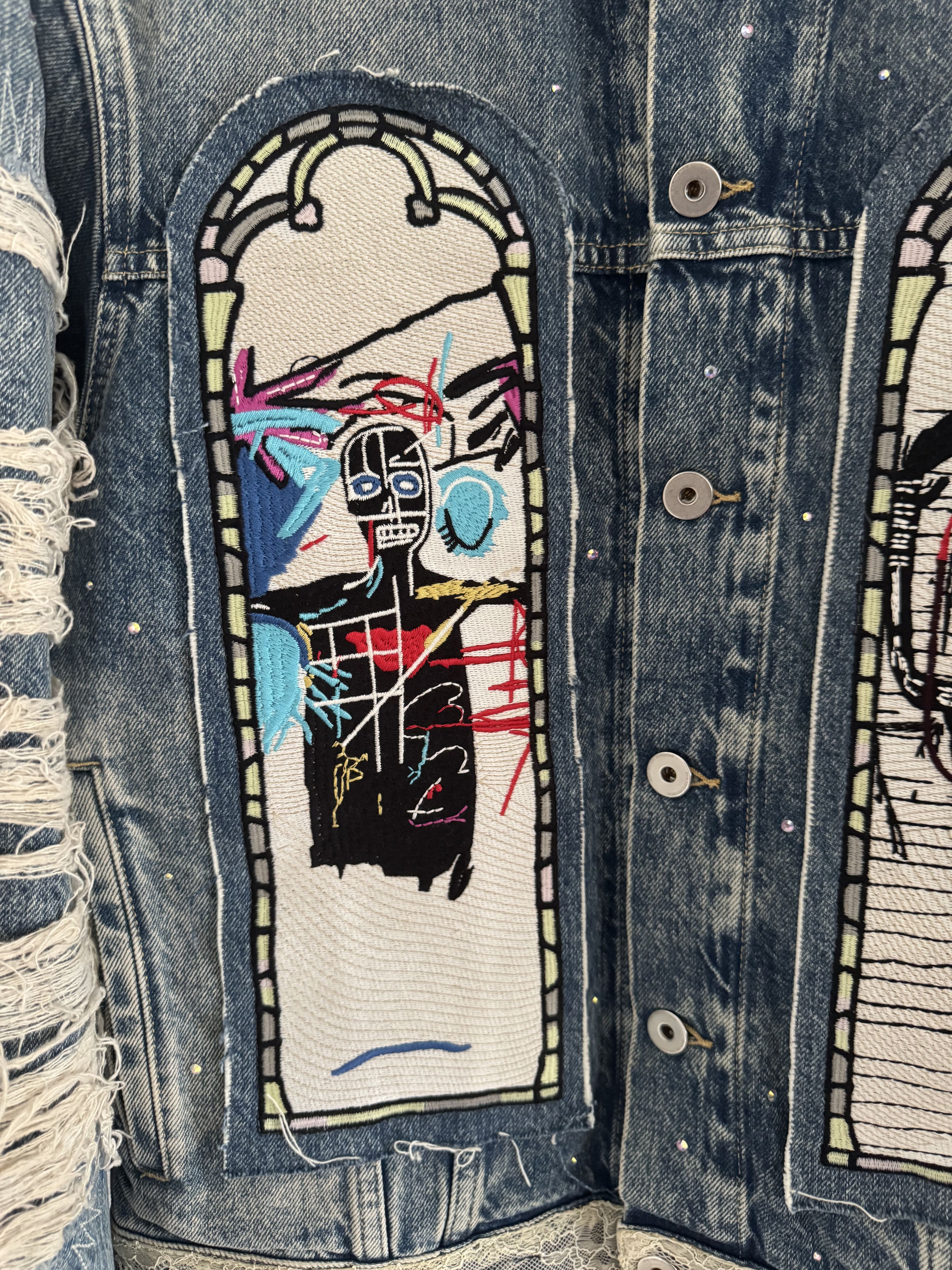 H&M × Jean-Michel Basquiat × Who Decides War Distressed Rhinestone Denim Jacket Size US XS / EU 42 / 0 - 9 Thumbnail