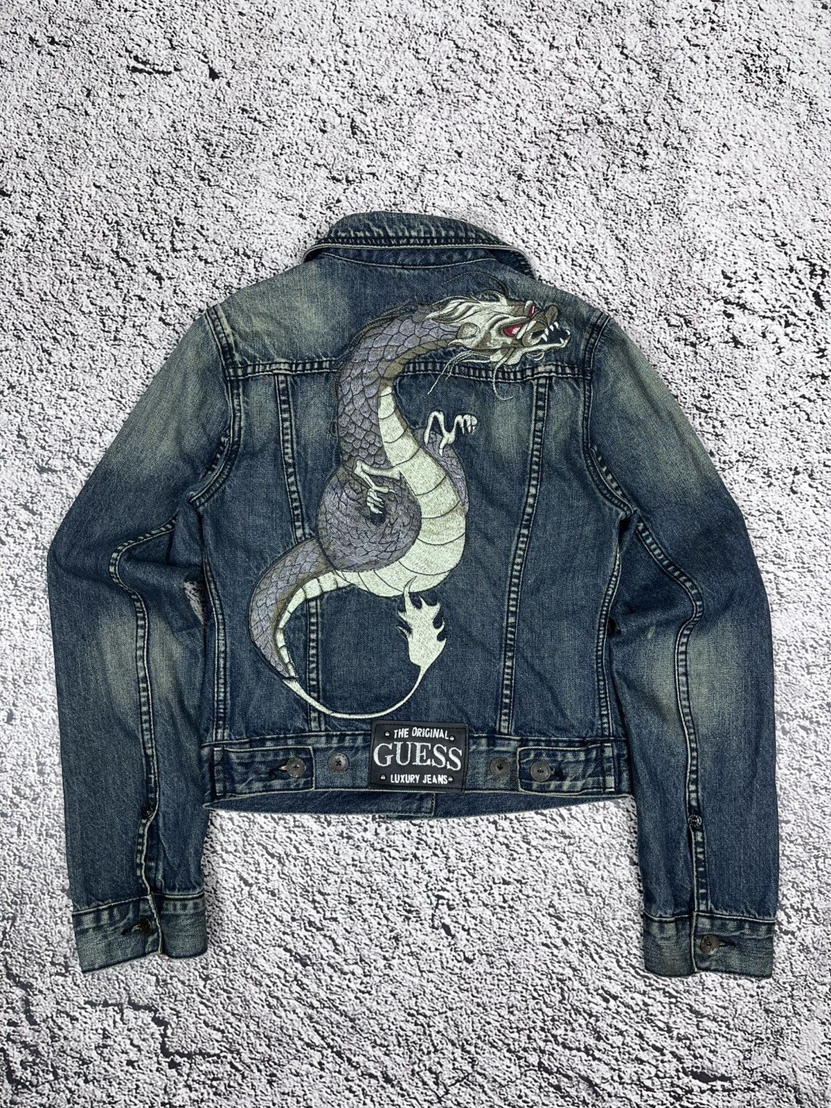 Guess Vintage Guess Dragon Embroidered Japanese denim jacket S Size S / US 4 / IT 40 - 1 Thumbnail