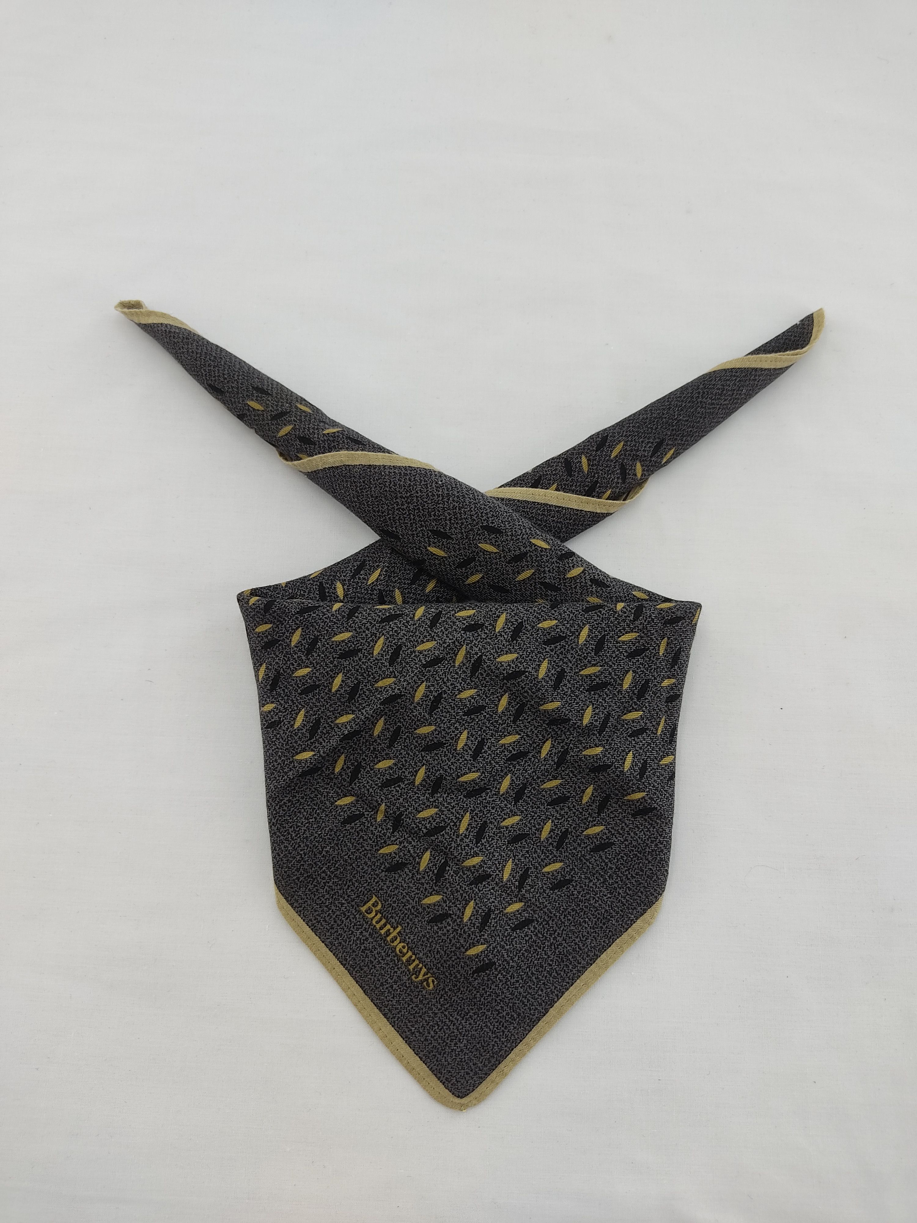 Burberry × Vintage Vintage Burberry Handkerchief / Neckwear / Bandana Size ONE SIZE - 1 Thumbnail