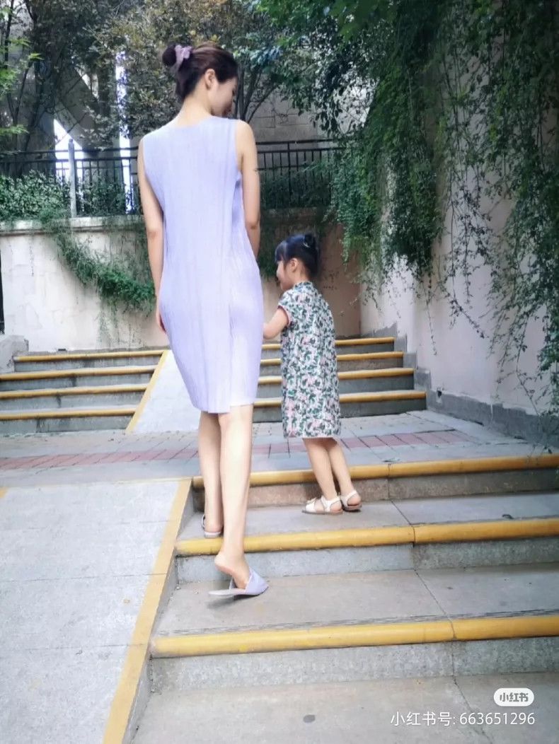 Issey Miyake Issey Miyake size:4 Purple dress Size M / US 6-8 / IT 42-44 - 4 Thumbnail