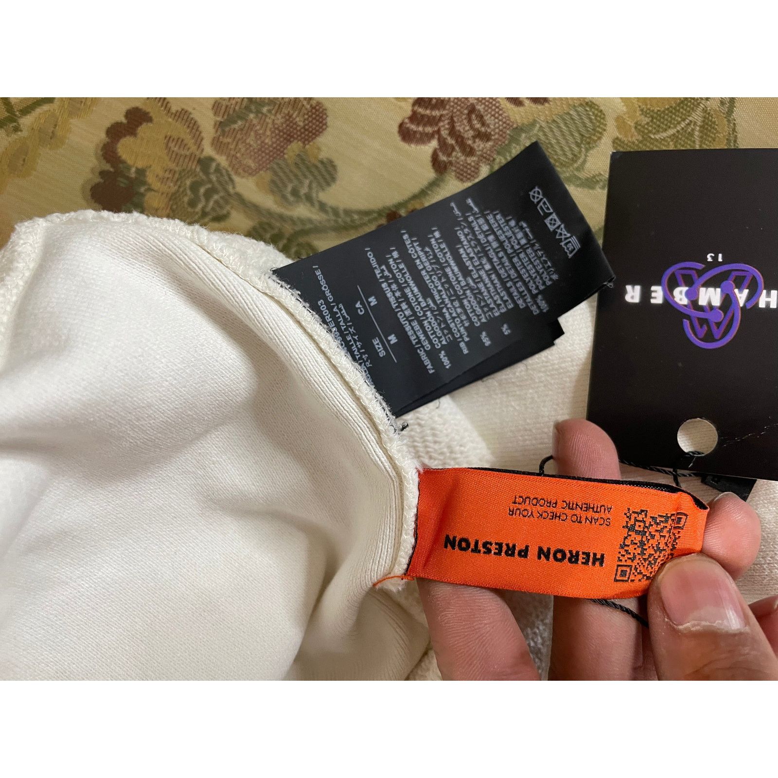 Heron Preston Heron Preston Hoodie White Used Medium Size US M / EU 48-50 / 2 - 3 Thumbnail